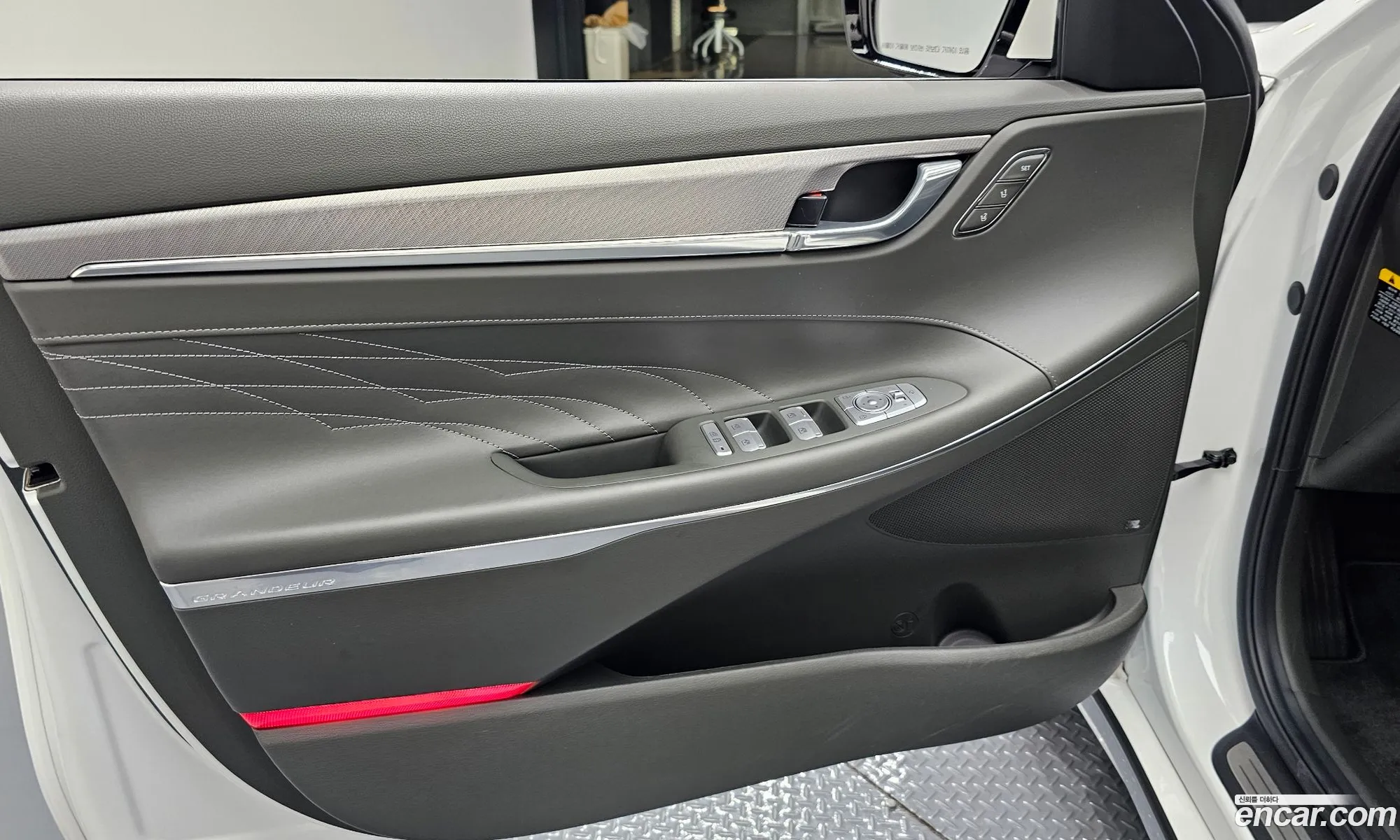 Hyundai Grandeur IG 2020 — 34