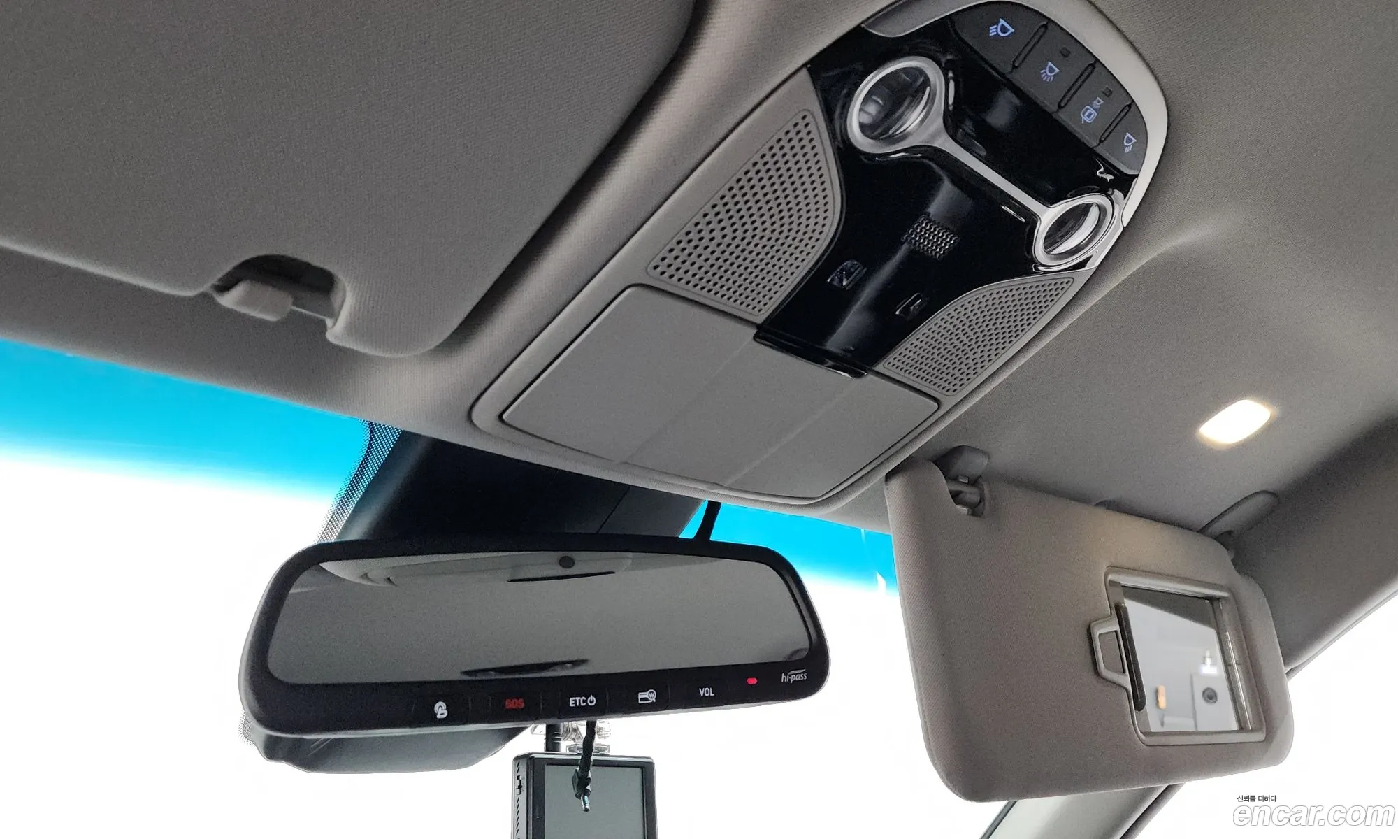 Hyundai Grandeur IG 2019 — 26