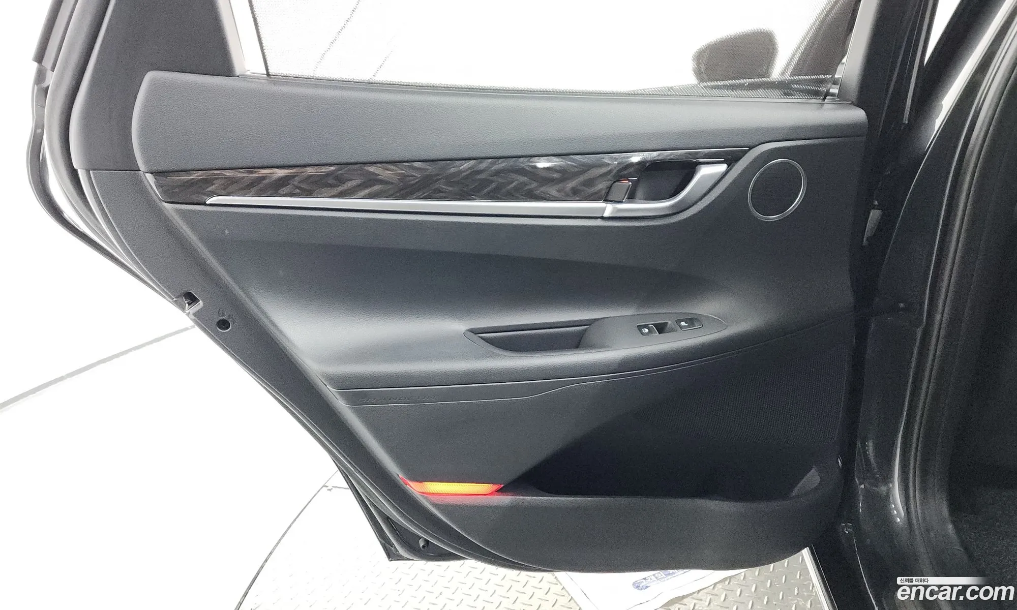 Hyundai Grandeur IG 2019 — 18