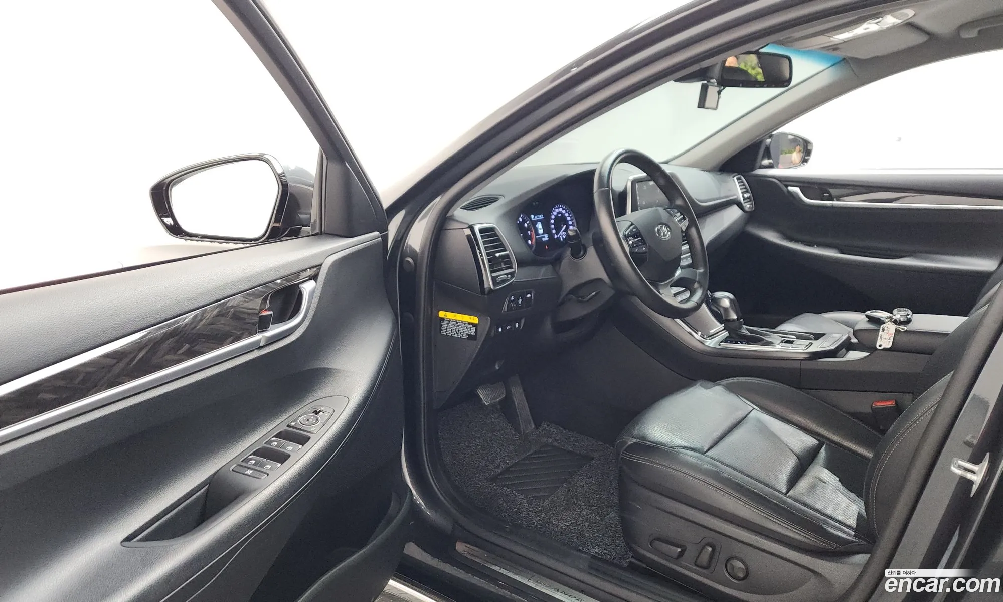 Hyundai Grandeur IG 2019 — 24