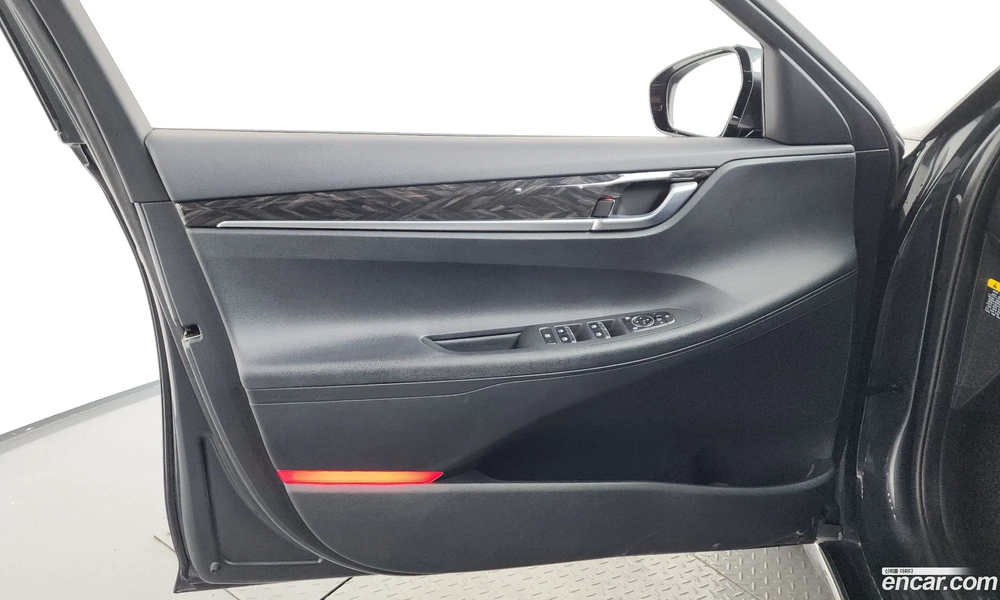 Hyundai Grandeur IG 2019 — 22