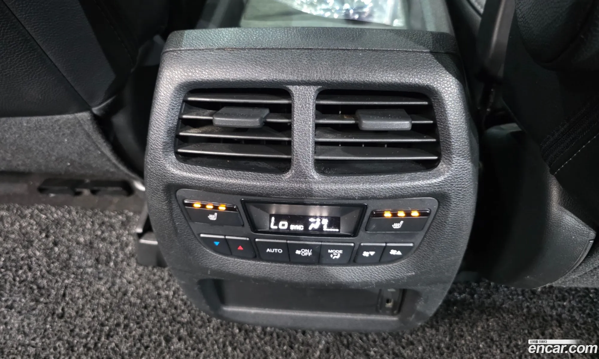 Honda Pilot 2016 5FNYF6850GB201305 — 13