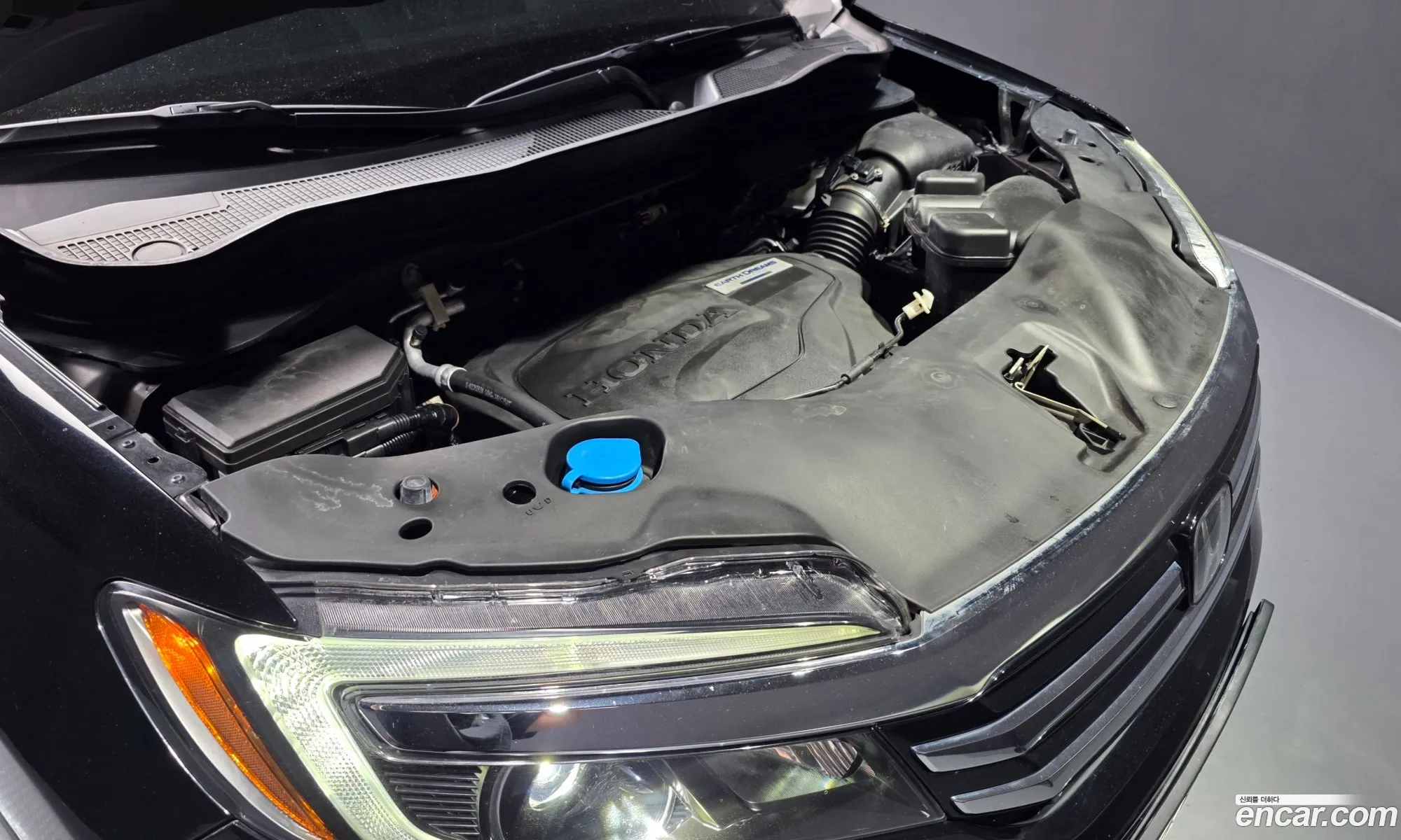 Honda Pilot 2016 5FNYF6850GB201305 — 20