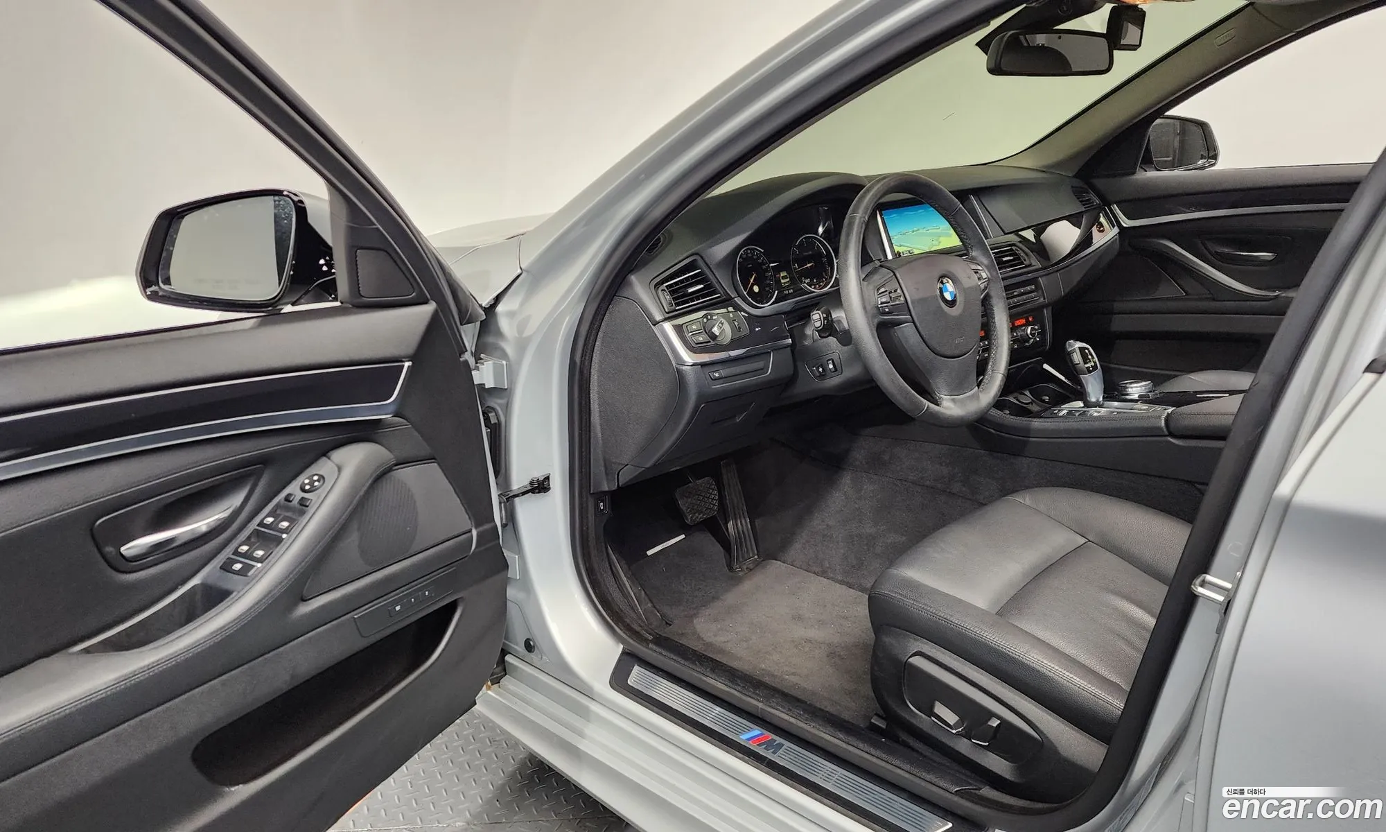BMW 5 Series 2016 WBA5E710XGG564042 — 13