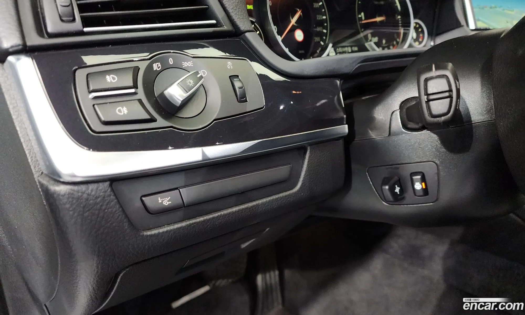 BMW 5 Series 2016 WBA5E710XGG564042 — 7