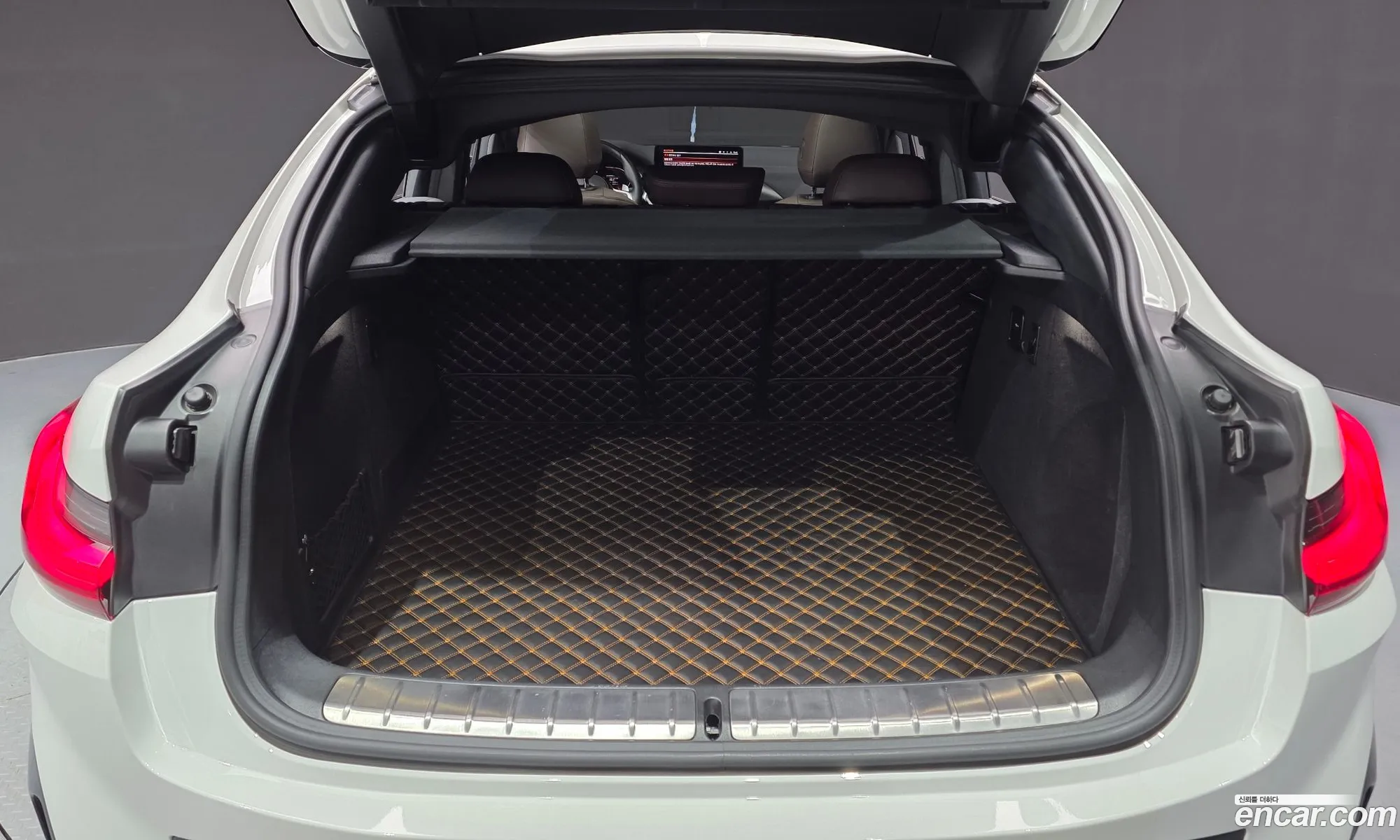 BMW X4 2022 WBA21DT08P9N91884 — 17