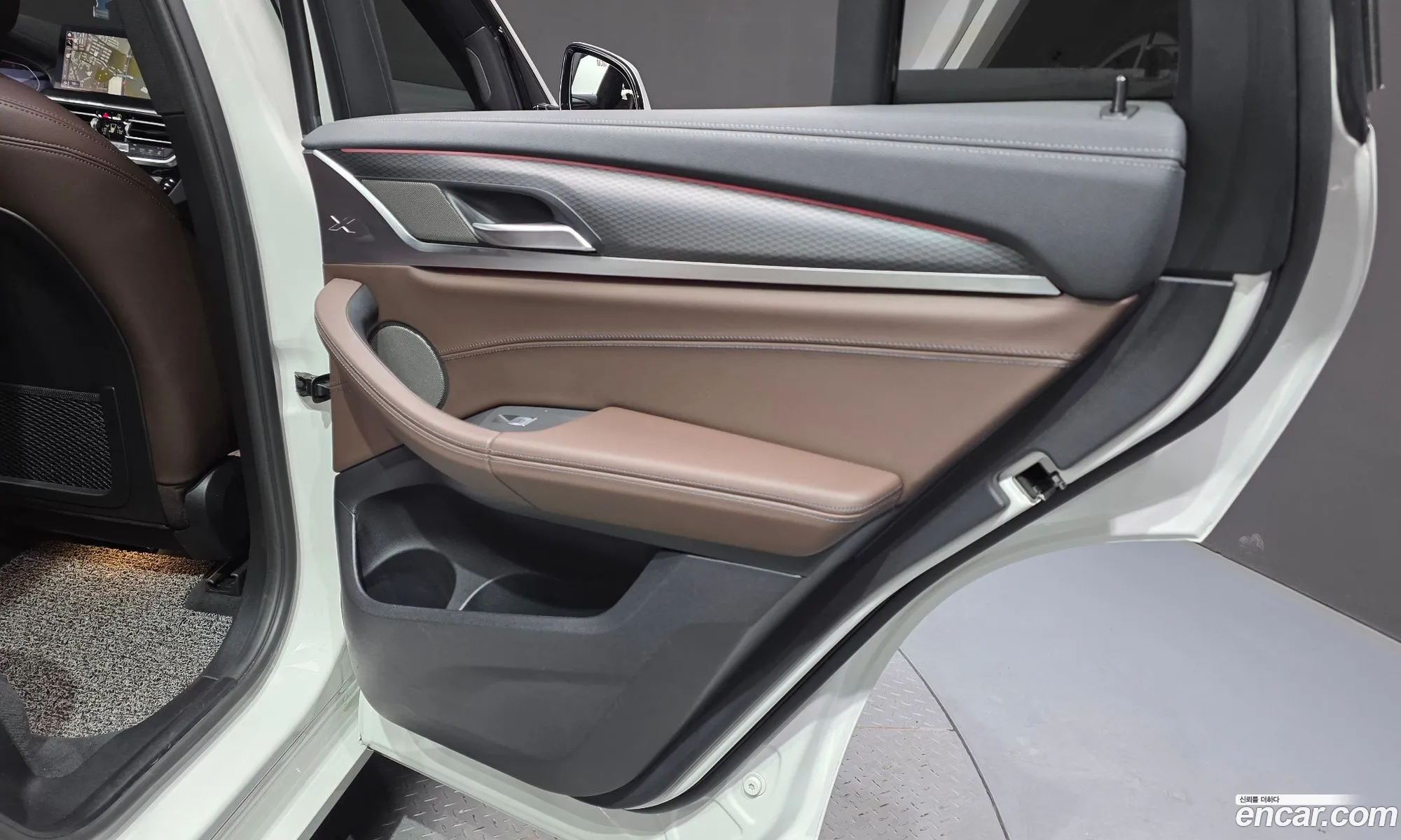 BMW X4 2022 WBA21DT08P9N91884 — 13