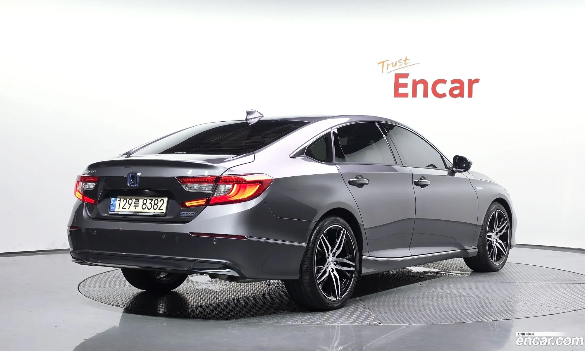 Honda Accord 10th Gen 2021 — 28