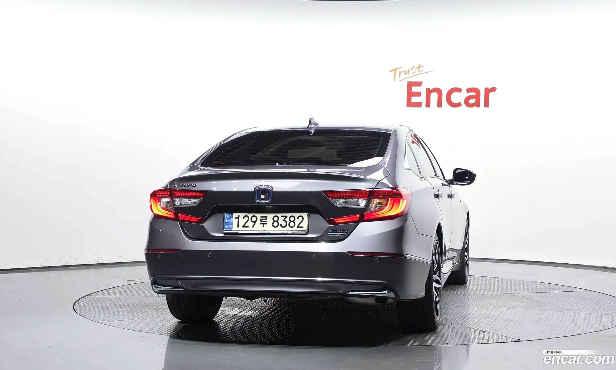 Honda Accord 10th Gen 2021 — 25