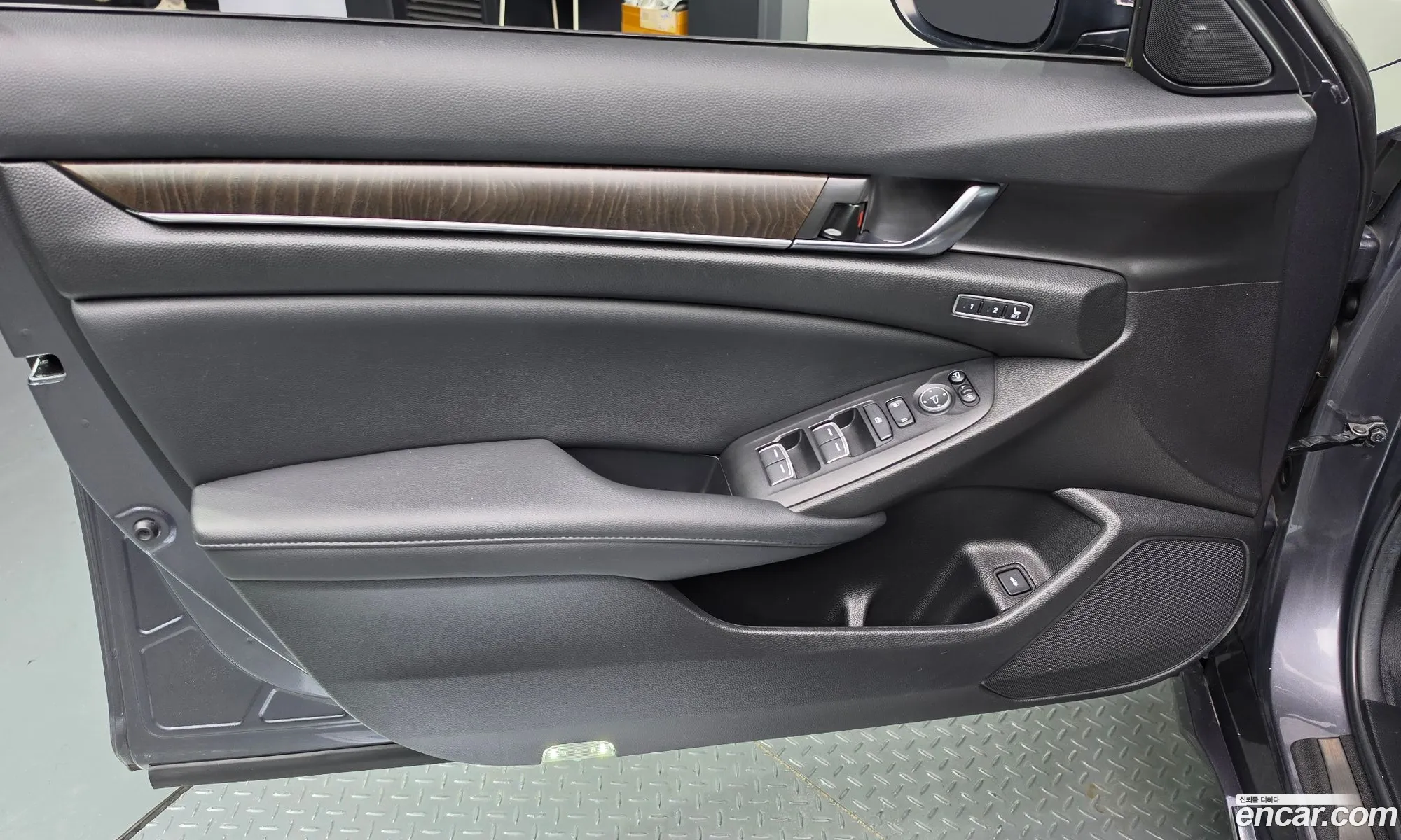 Honda Accord 10th Gen 2021 — 16