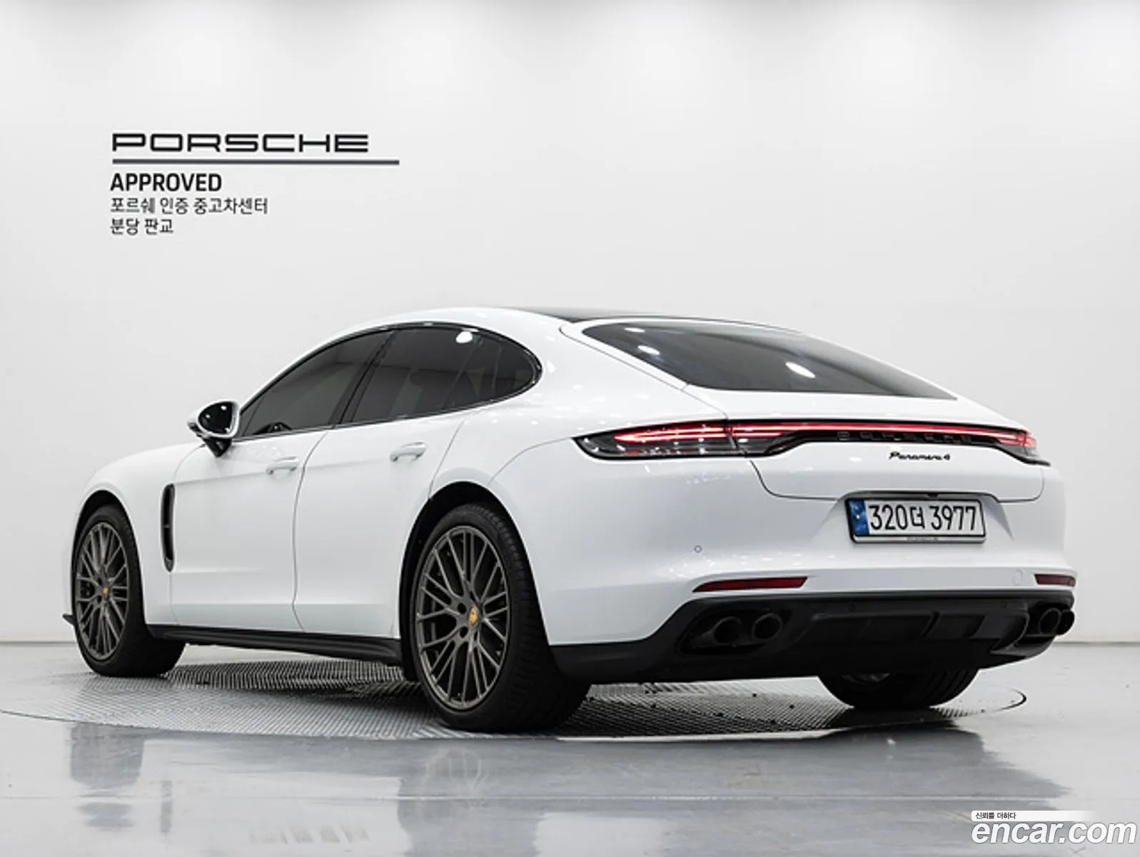 Porsche Panamera 2022 — 4