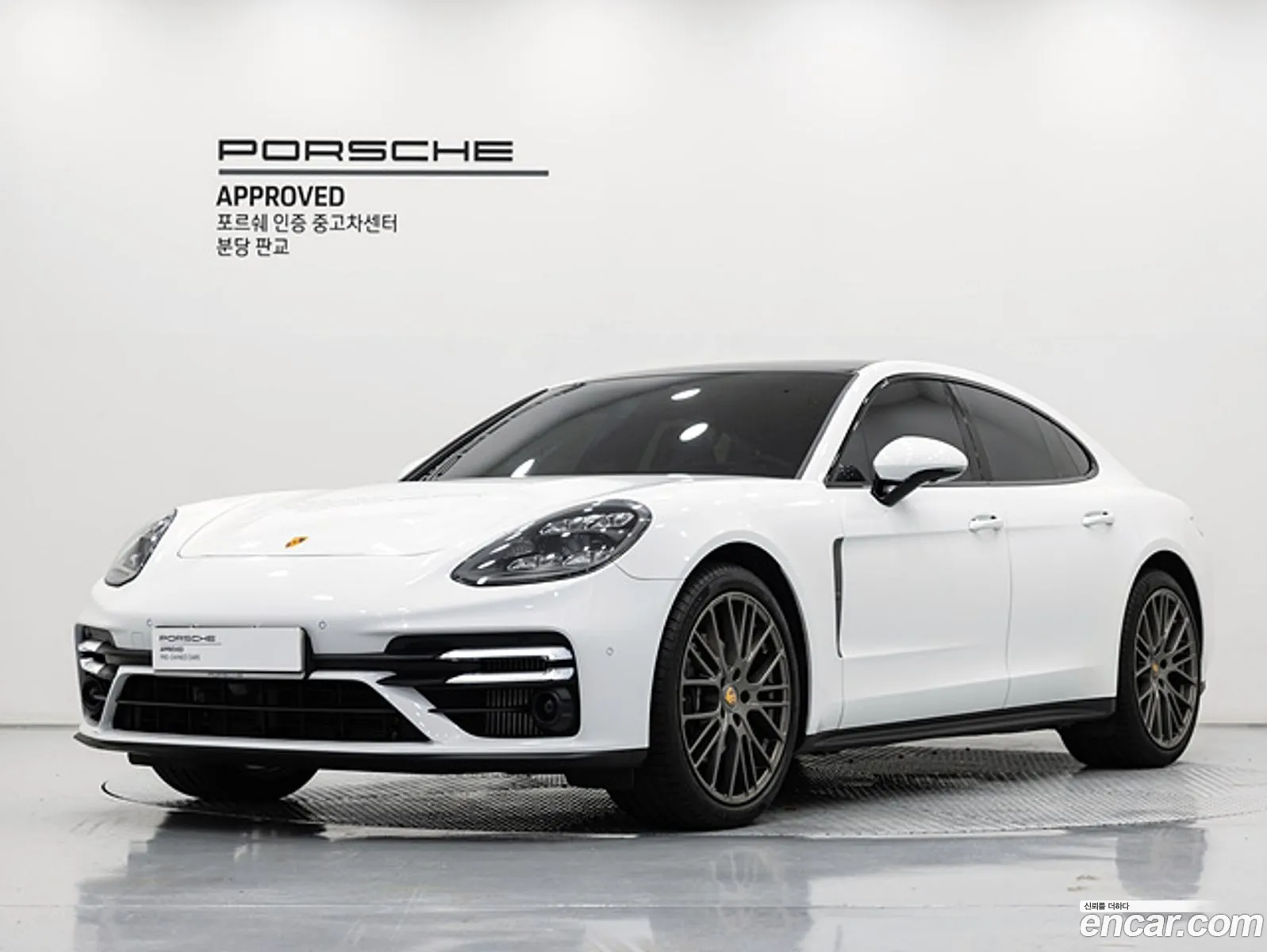 Porsche Panamera 2022 — 12