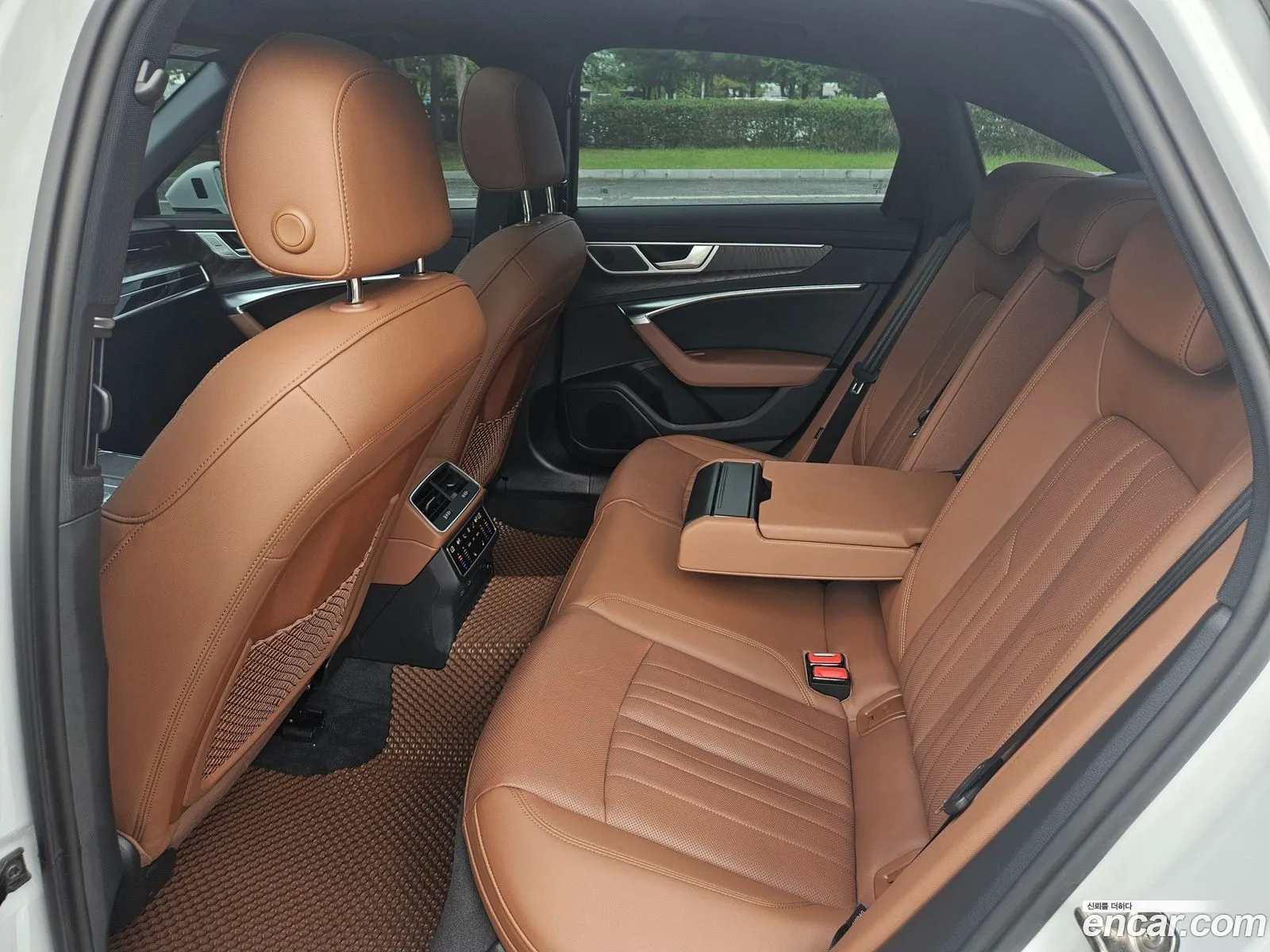 Audi A6 2023 — 11