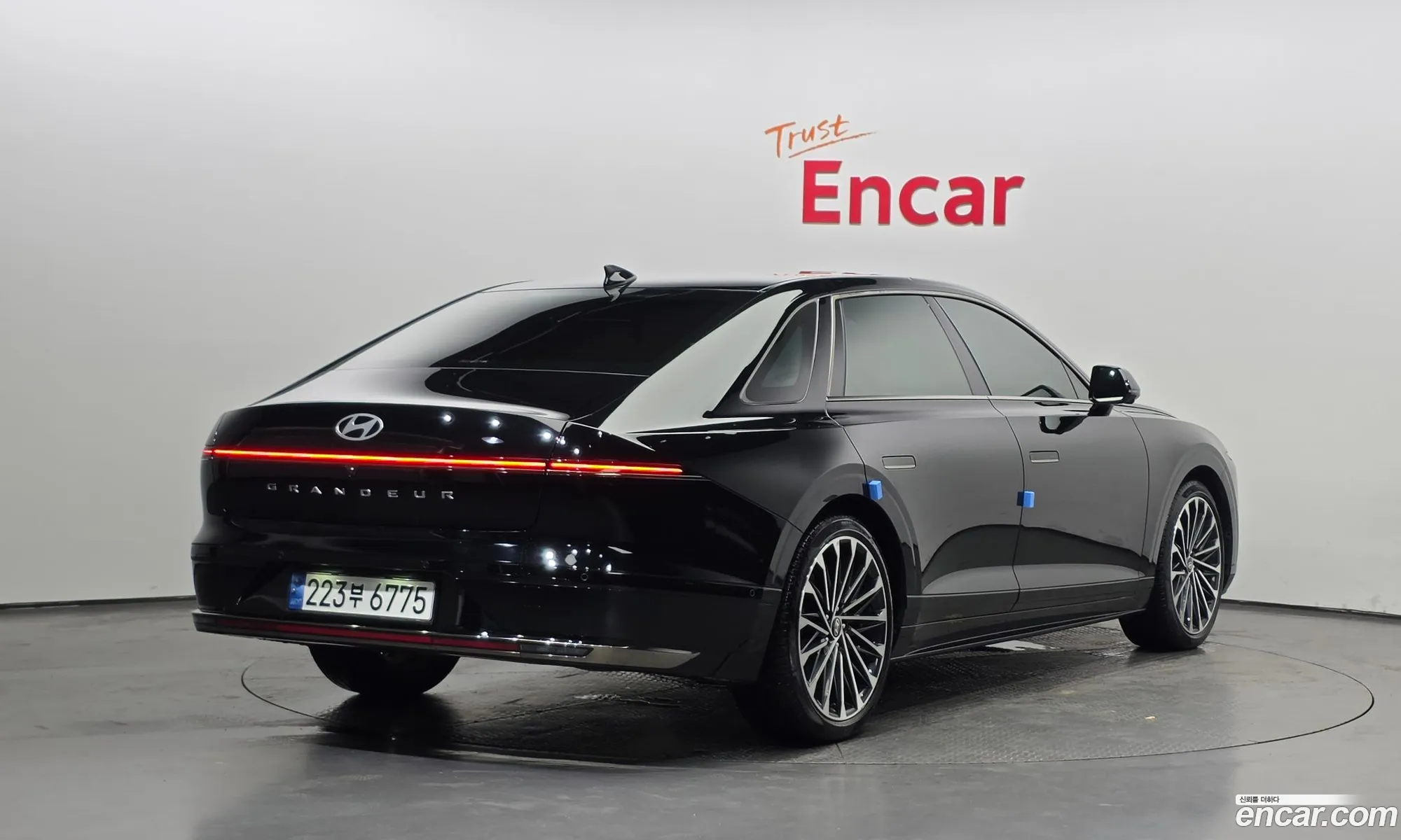 Hyundai Grandeur 2023 — 9