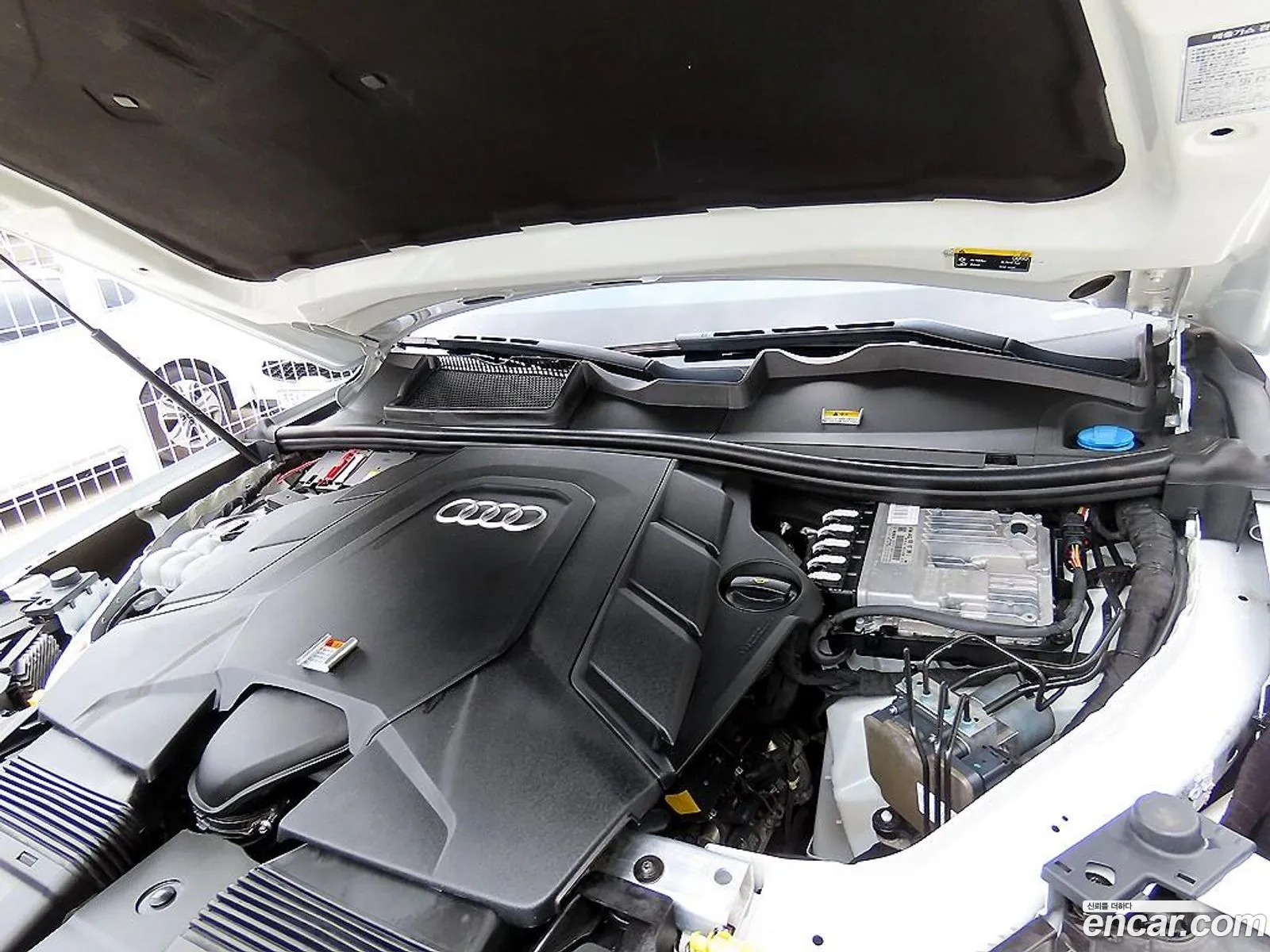 Audi Q7 2021 — 2