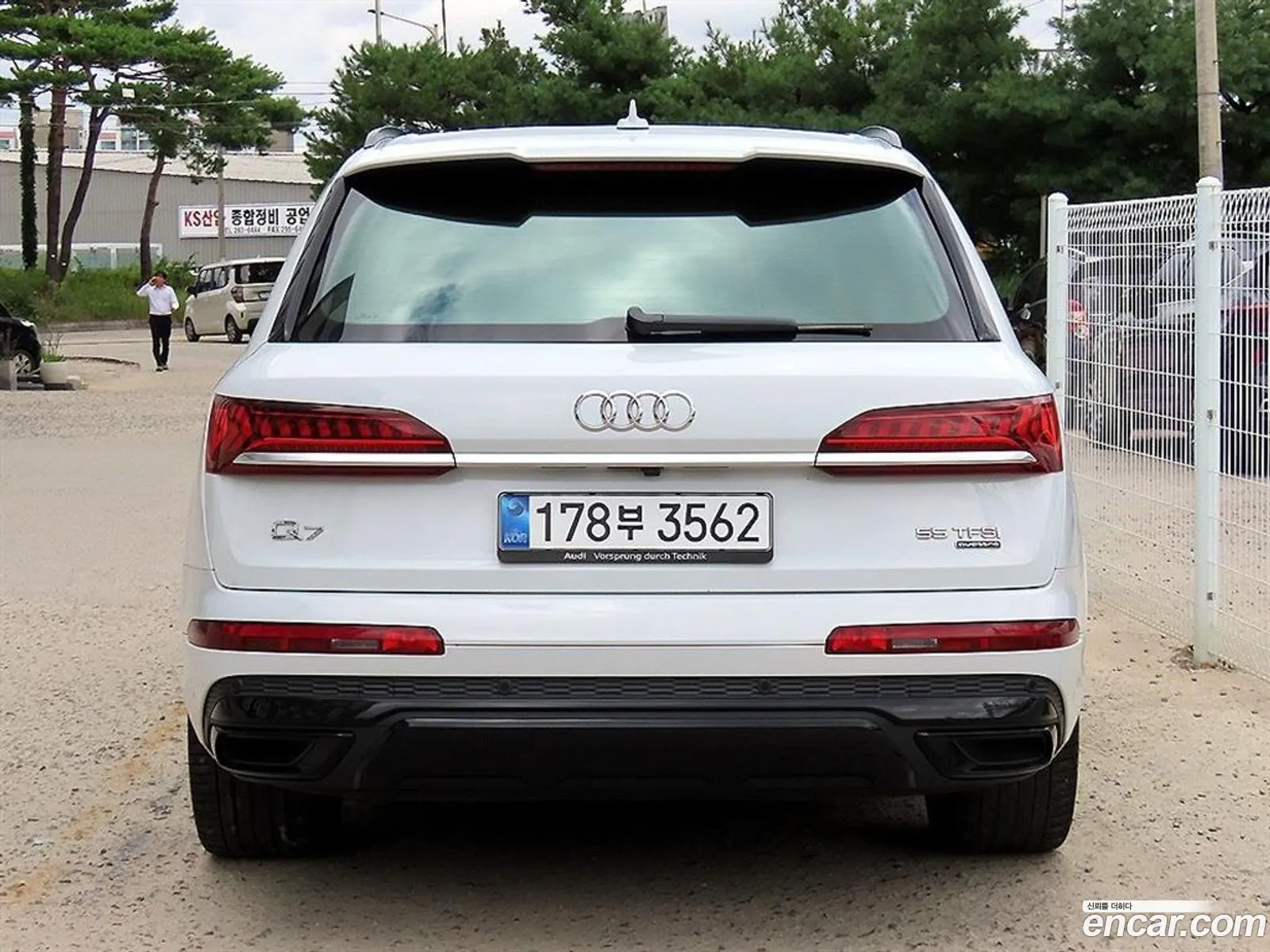Audi Q7 2021 — 11