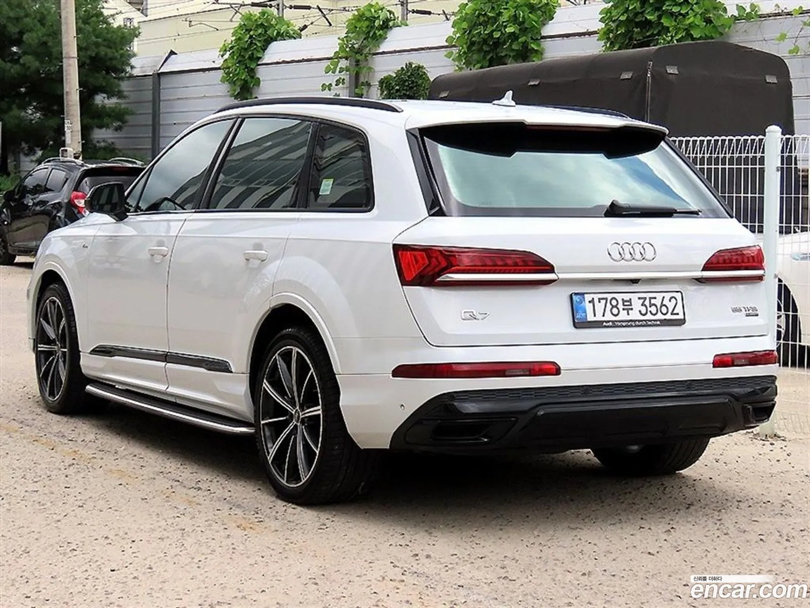 Audi Q7 2021 — 16