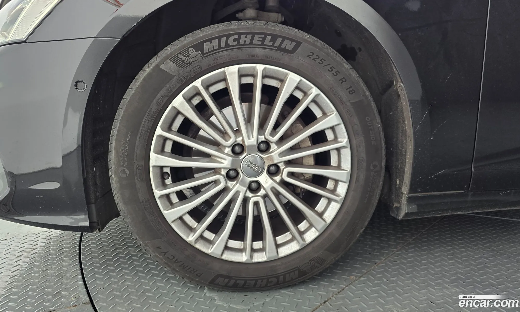 Audi A6 2020 WAUZZZF23LN078464 — 32