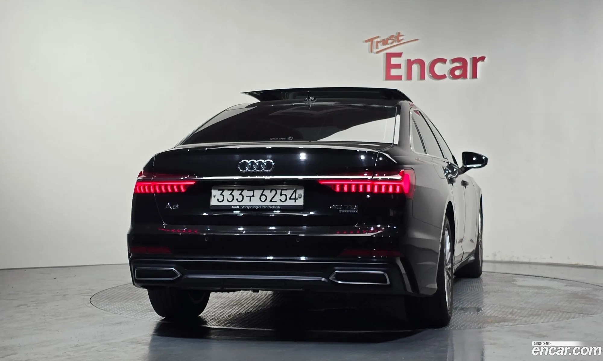 Audi A6 2020 WAUZZZF23LN078464 — 23