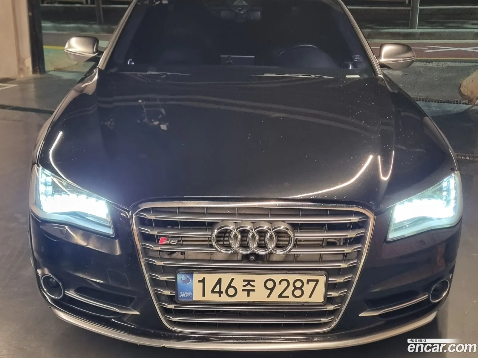 Audi S8