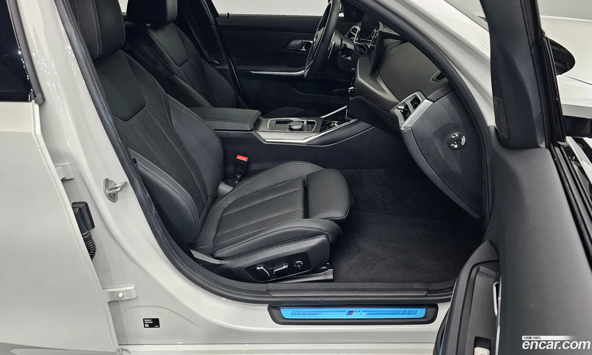 BMW 3 Series 2026 — 8