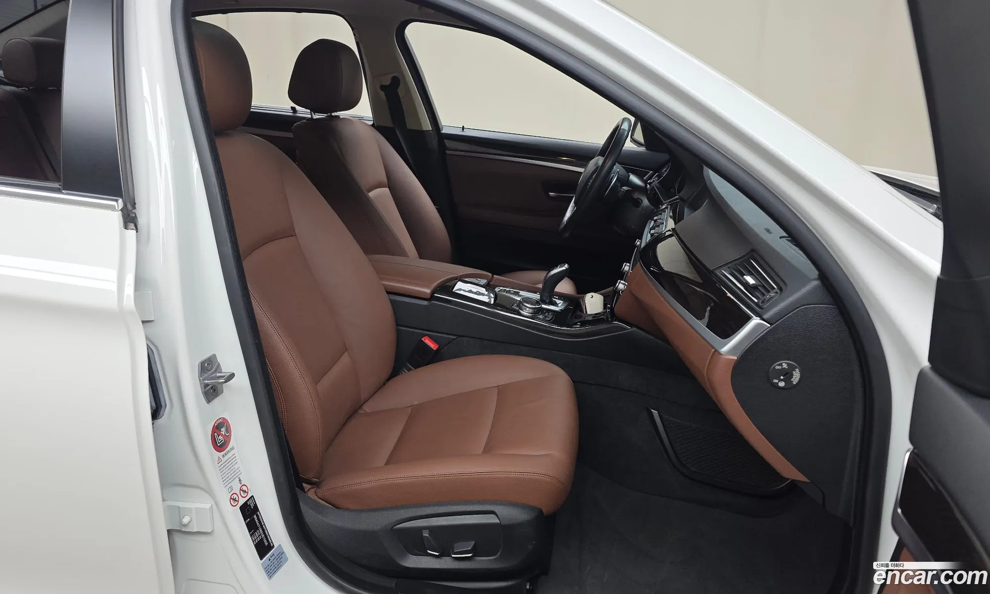 BMW 5 Series 2014 WBA5A7106ED815505 — 19