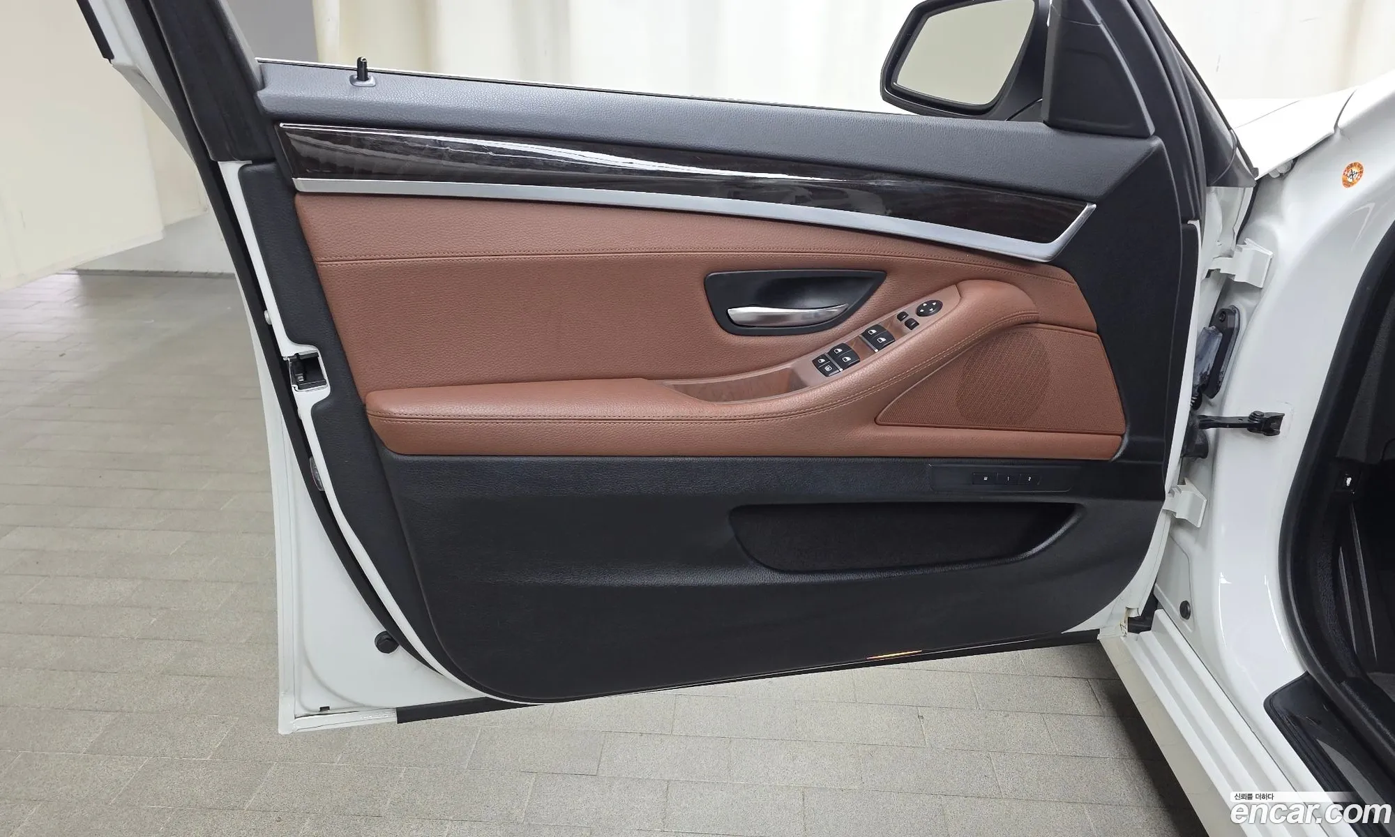 BMW 5 Series 2014 WBA5A7106ED815505 — 9