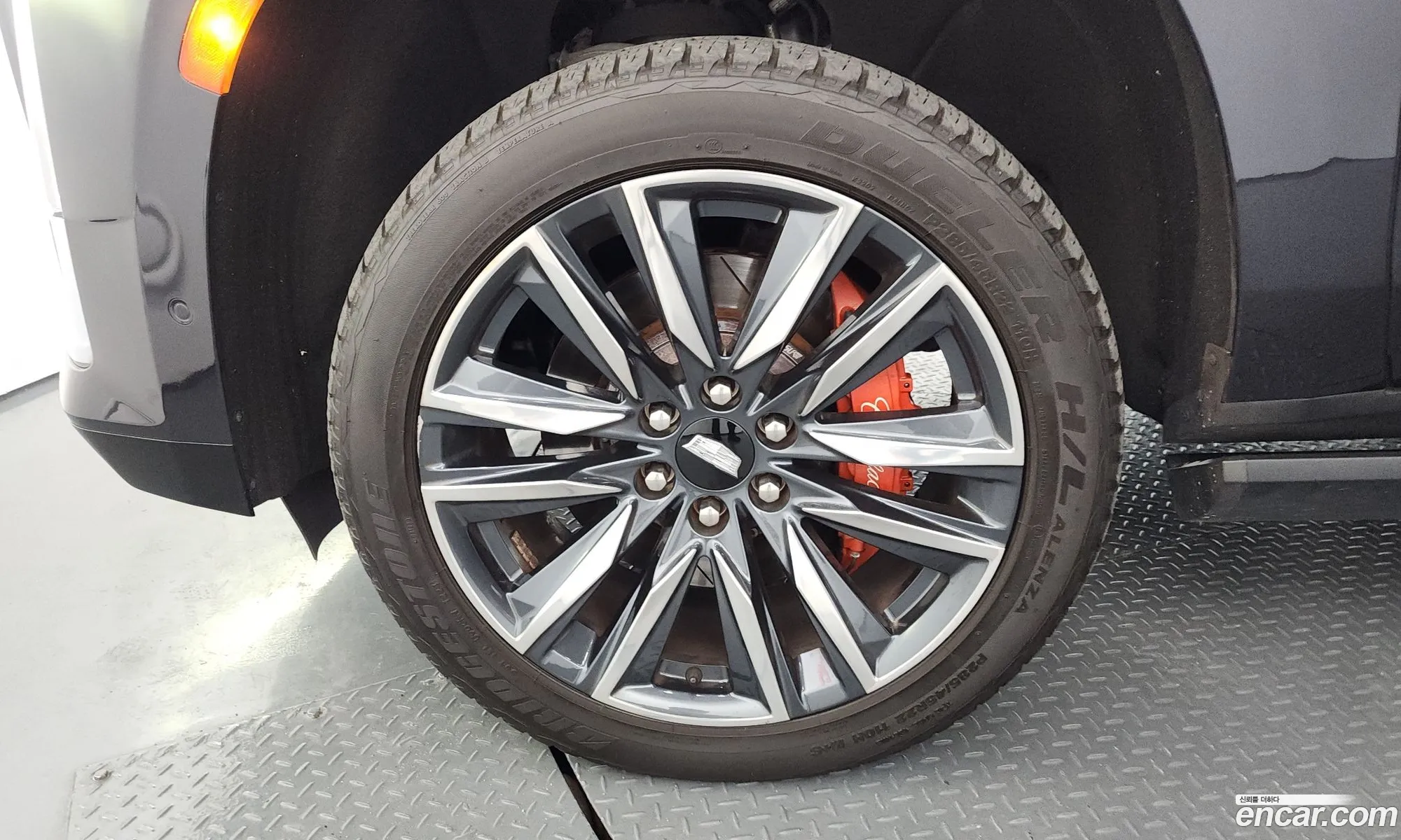 Cadillac Escalade 2022 — 18