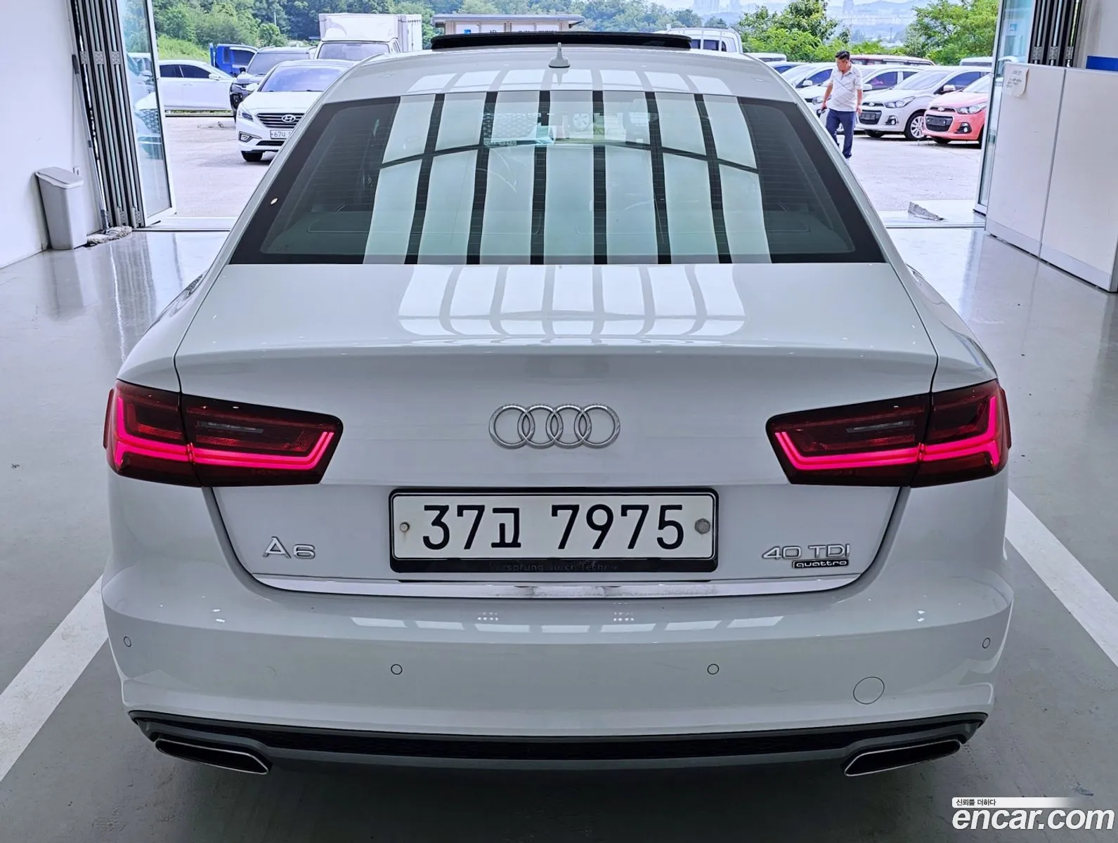 Audi A6 2015 — 2
