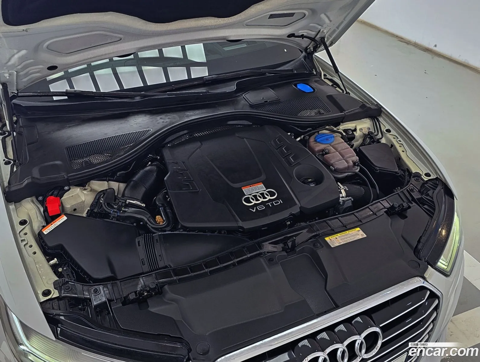 Audi A6 2015 — 11