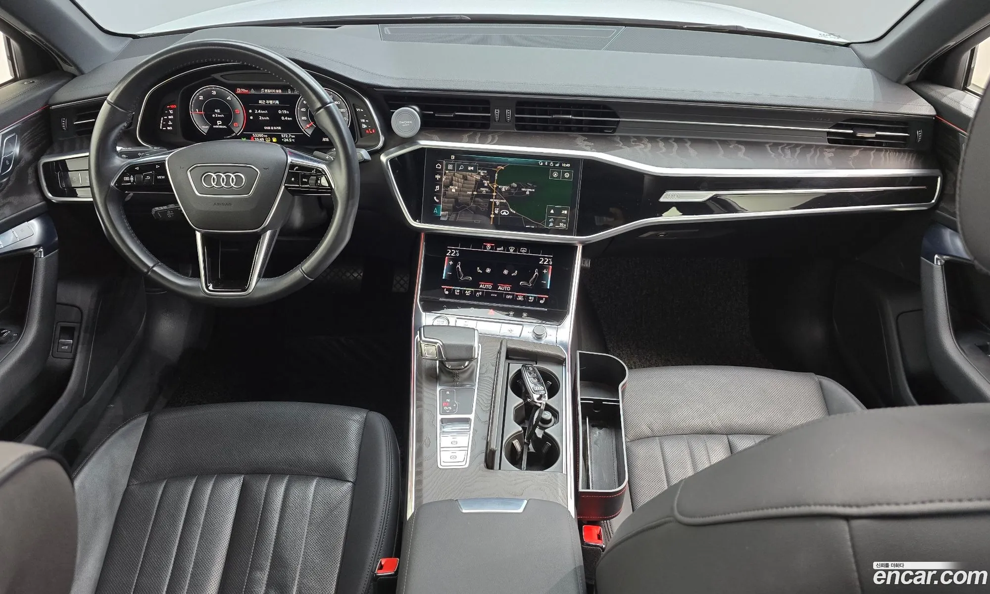 Audi A6 2020 WAUZZZF28LN027526 — 28