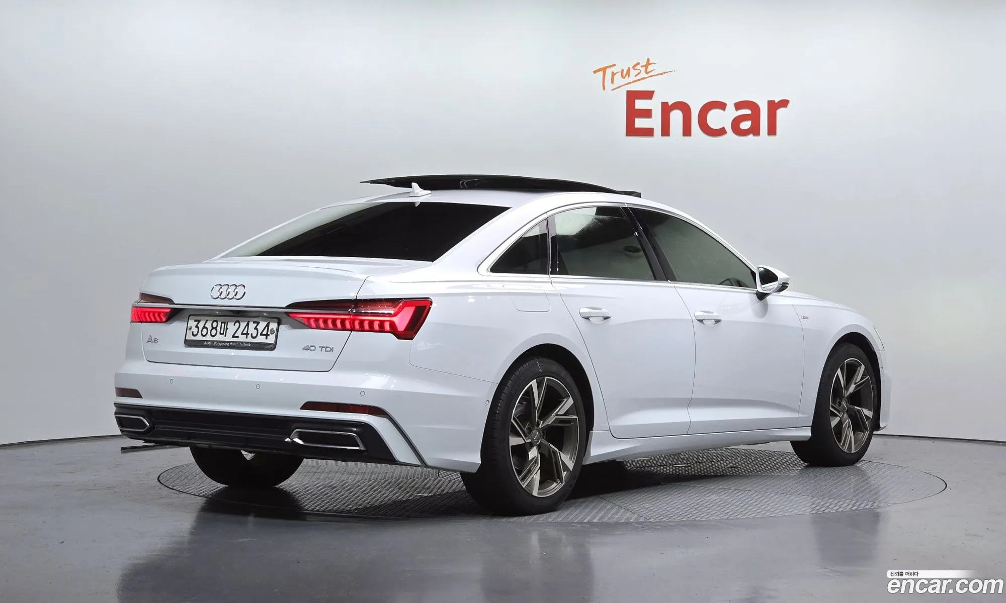 Audi A6 2020 WAUZZZF28LN027526 — 9