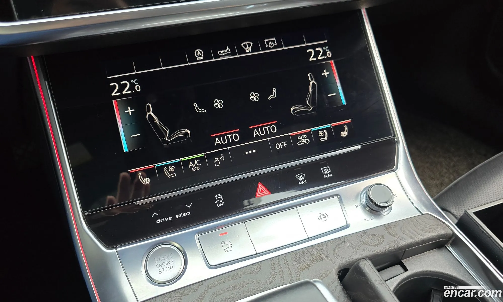 Audi A6 2020 WAUZZZF28LN027526 — 30