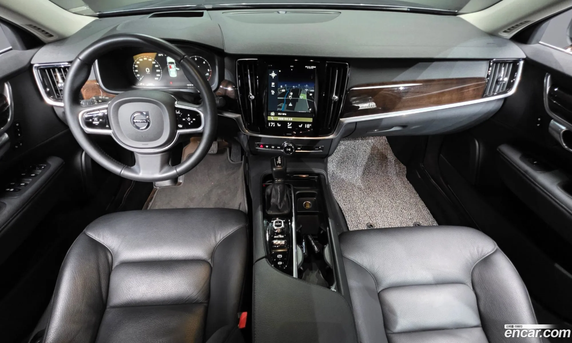 Volvo S90 2017 YV1PS68BCH1007856 — 16
