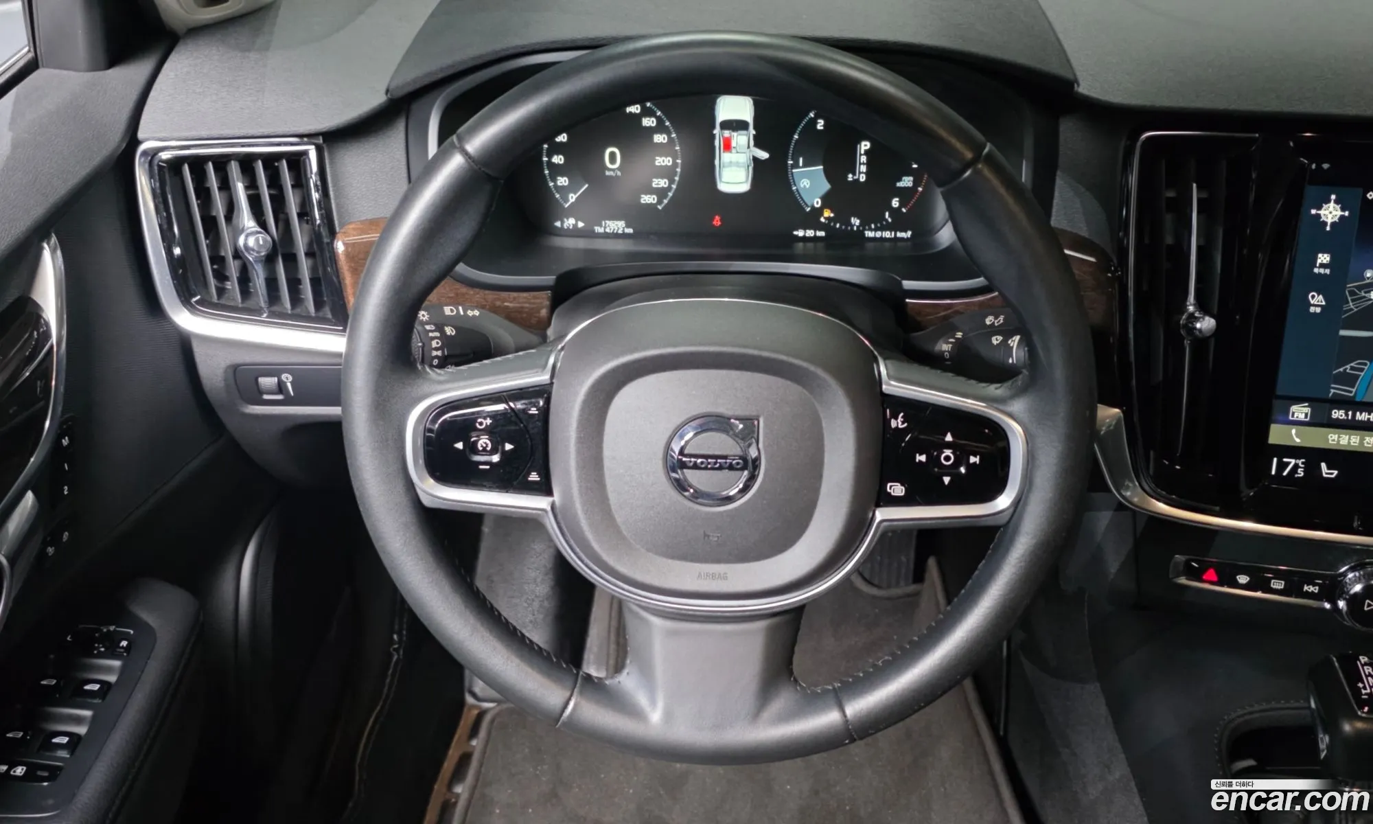 Volvo S90 2017 YV1PS68BCH1007856 — 4