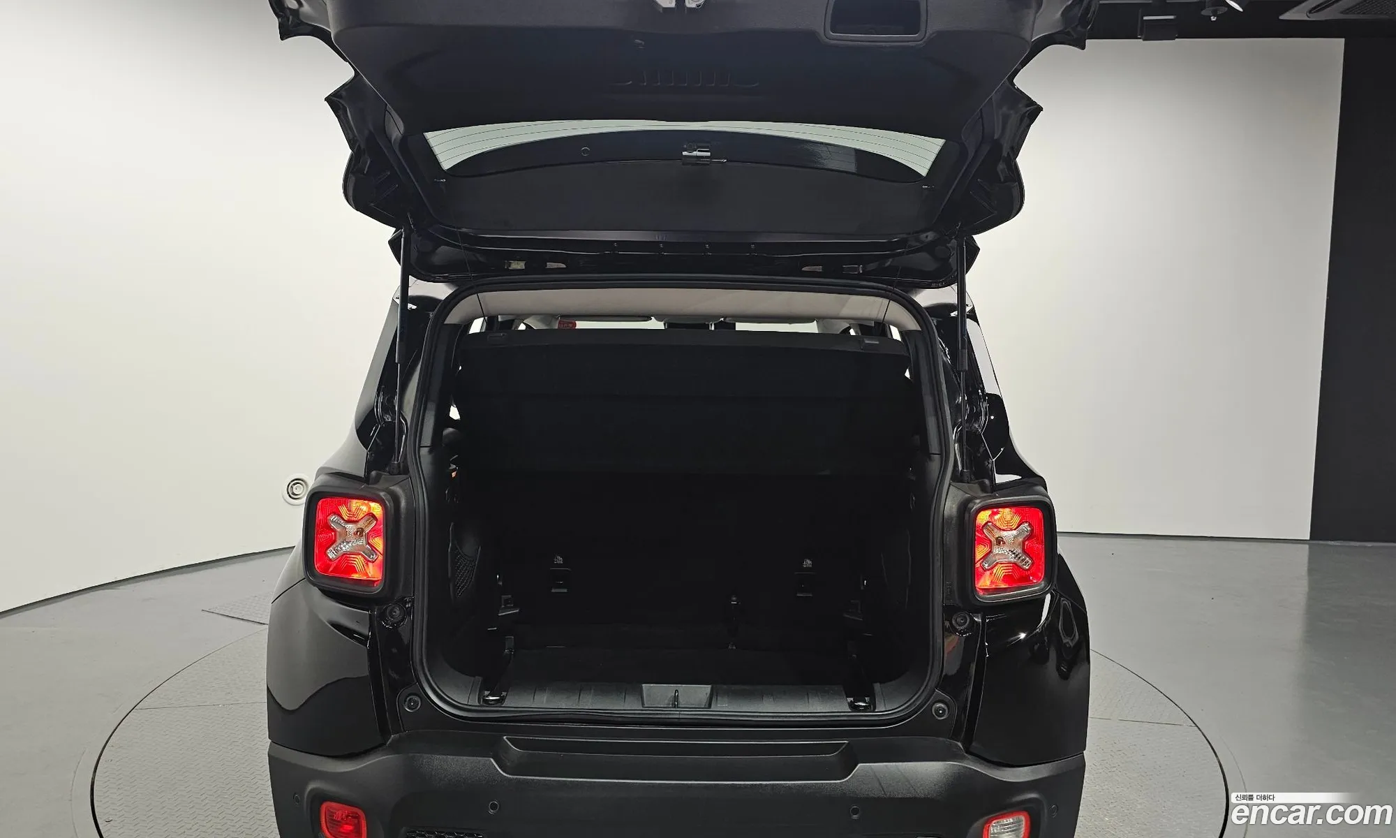 Jeep Renegade 2017 1C4BU0000HPF00288 — 17