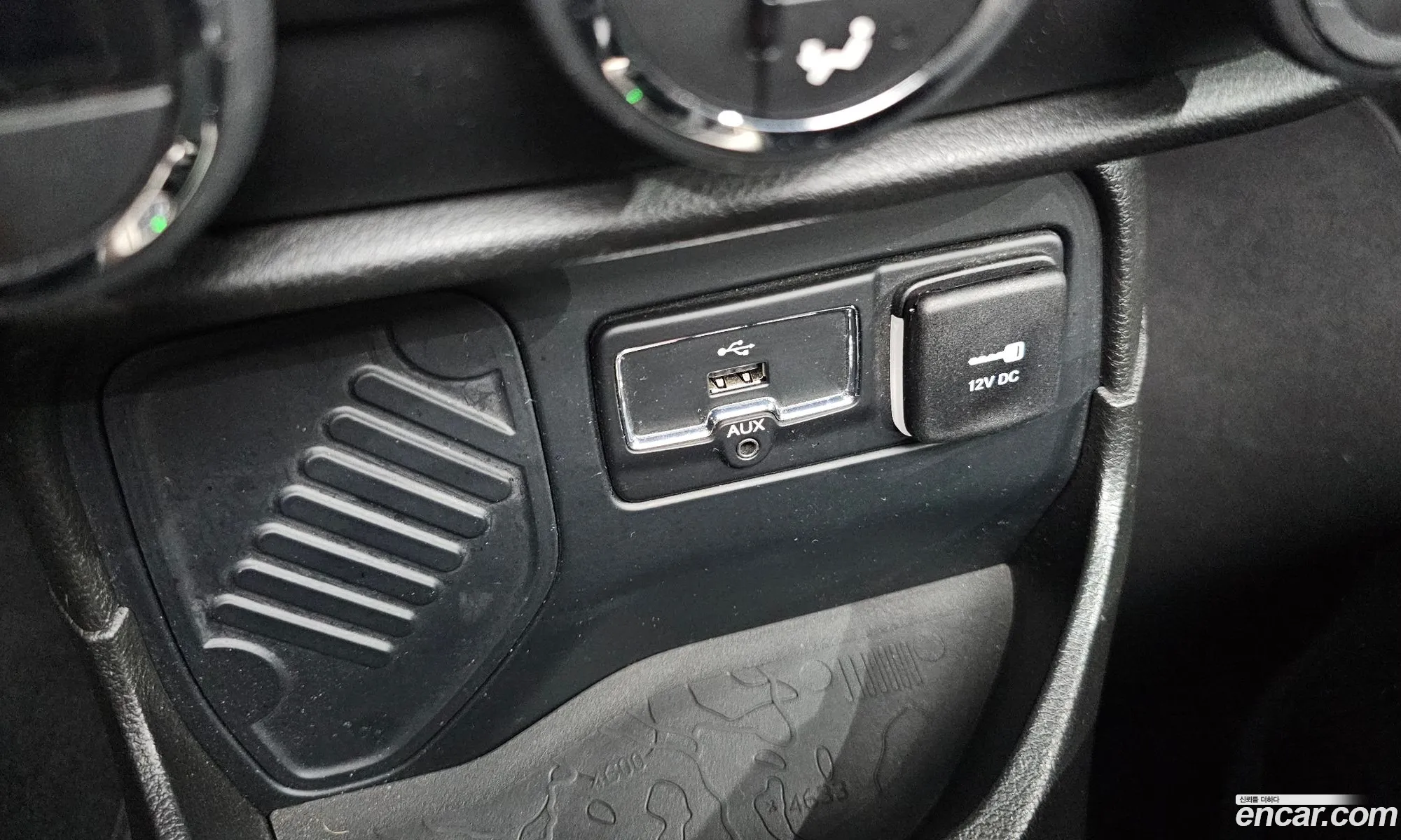 Jeep Renegade 2017 1C4BU0000HPF00288 — 29