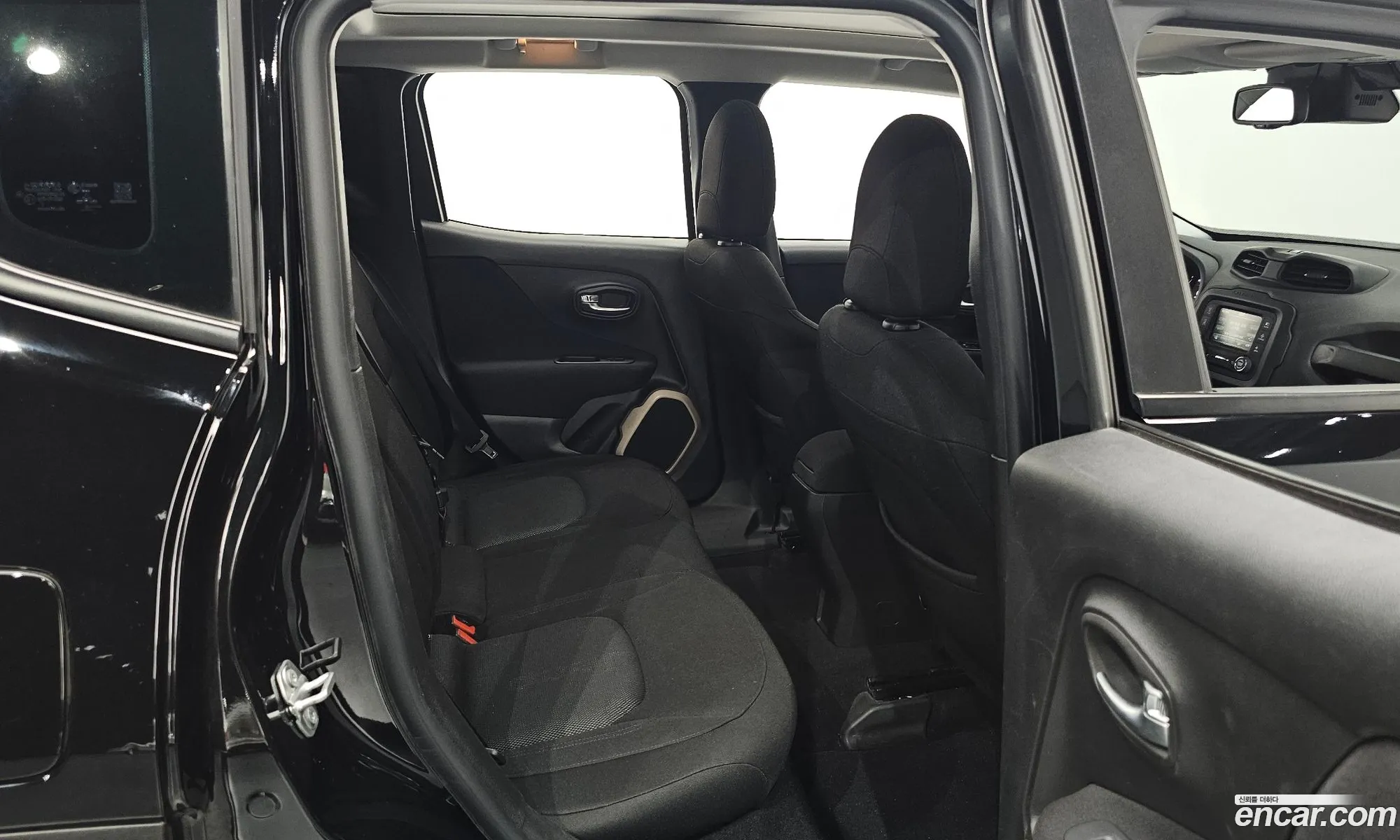 Jeep Renegade 2017 1C4BU0000HPF00288 — 11