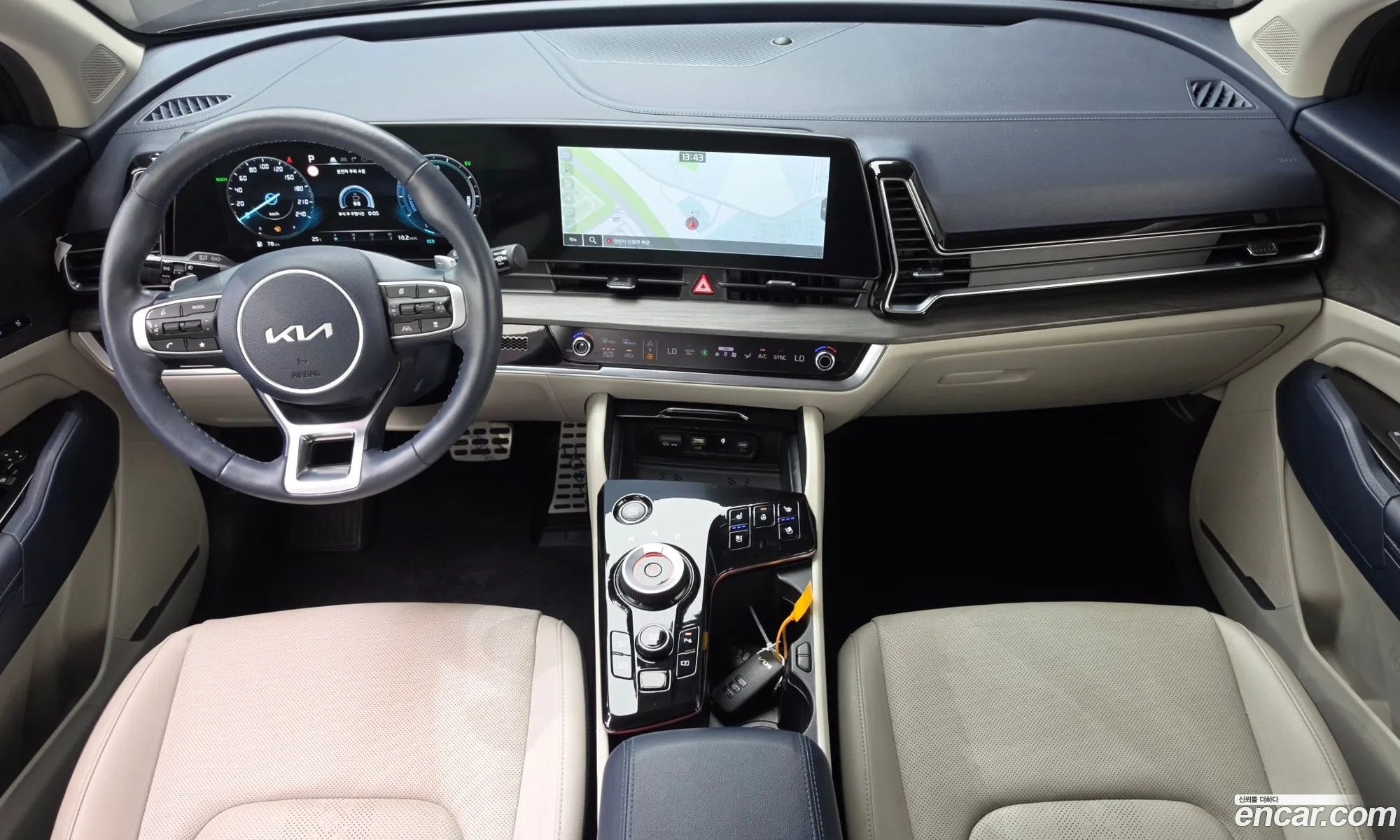 Kia Sportage Hybrid 2023 — 13