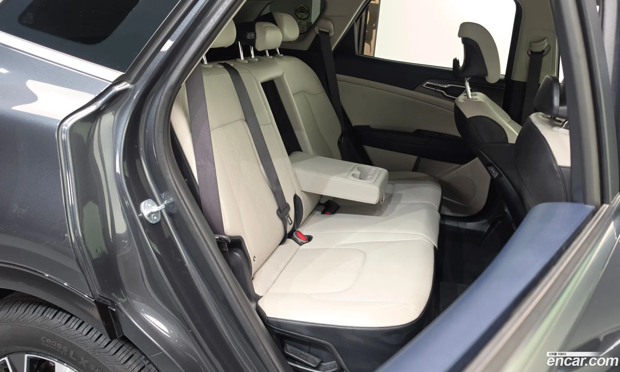 Kia Sportage Hybrid 2023 — 14