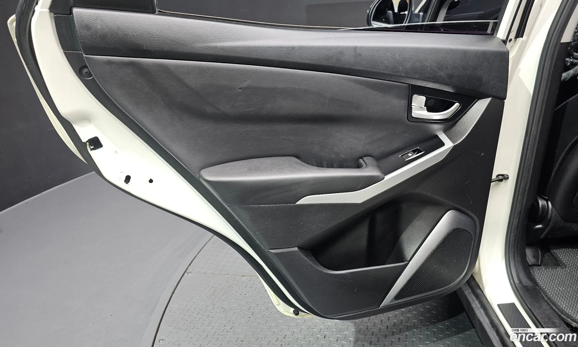KG Mobility (SsangYong) Korando C 2016 — 13