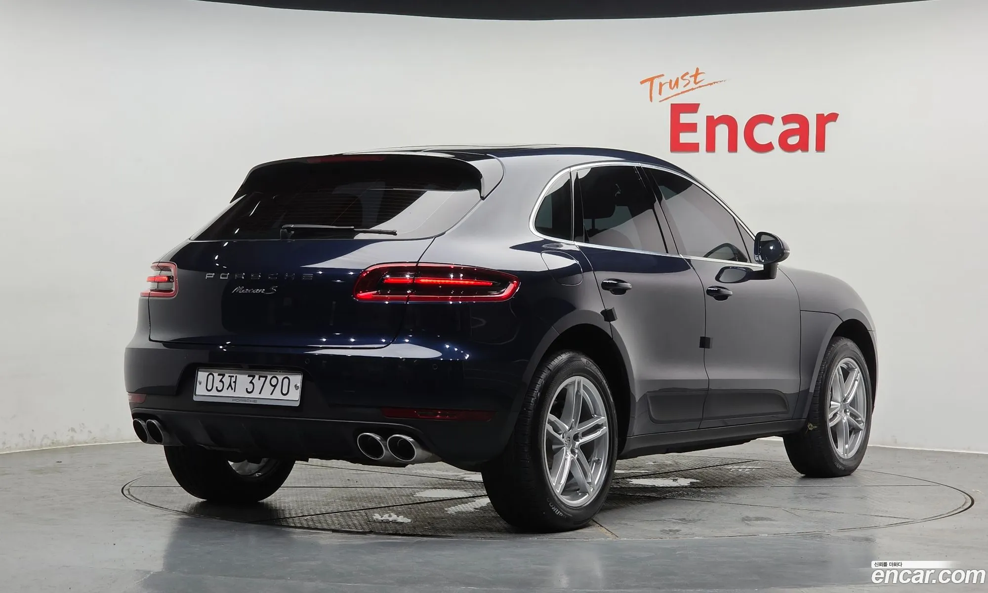 Porsche Macan 2017 WP1AD295XHLB70331 — 13