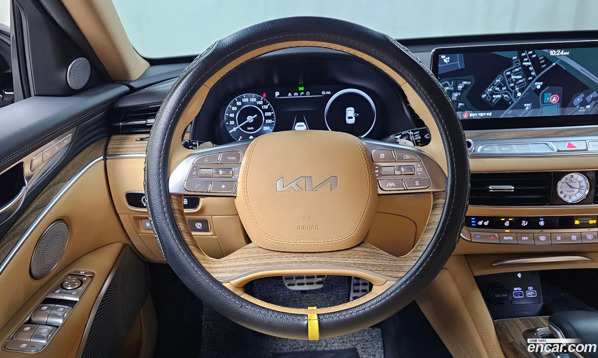 Kia K9 2023 — 9