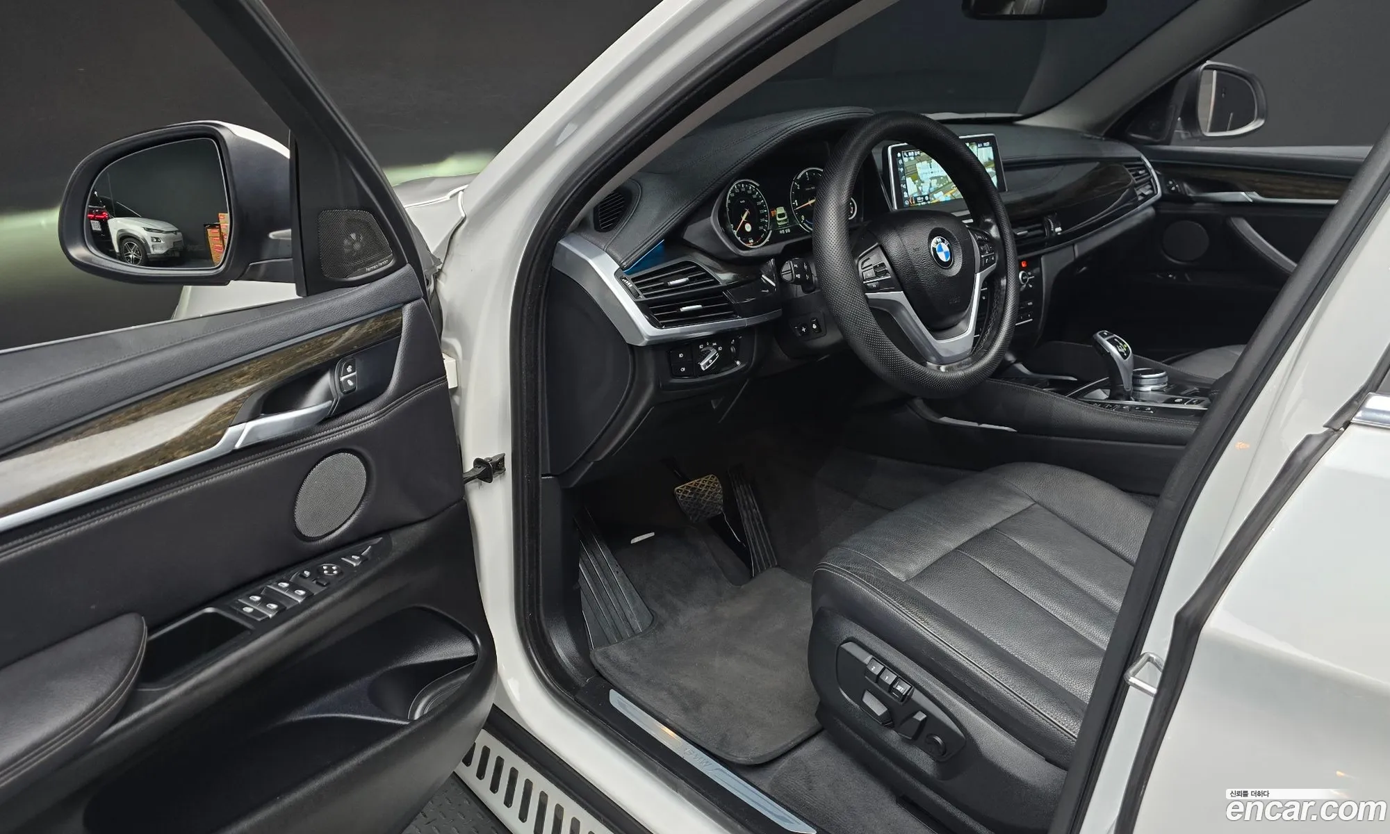 BMW X6 2017 — 16