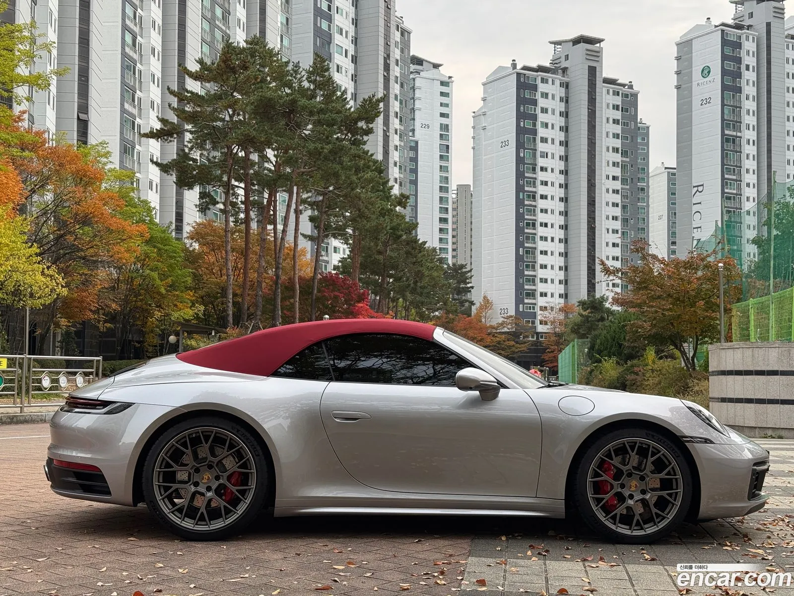 Porsche 911 2024 — 12