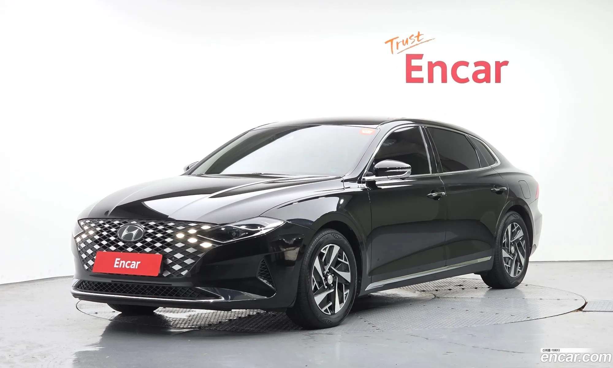 Hyundai Grandeur IG Hybrid 2020 — 13
