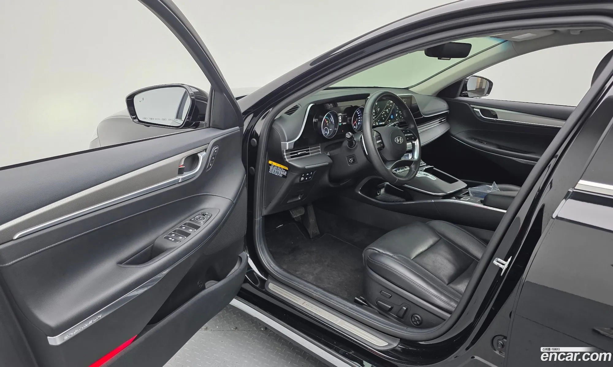 Hyundai Grandeur IG Hybrid 2020 — 8