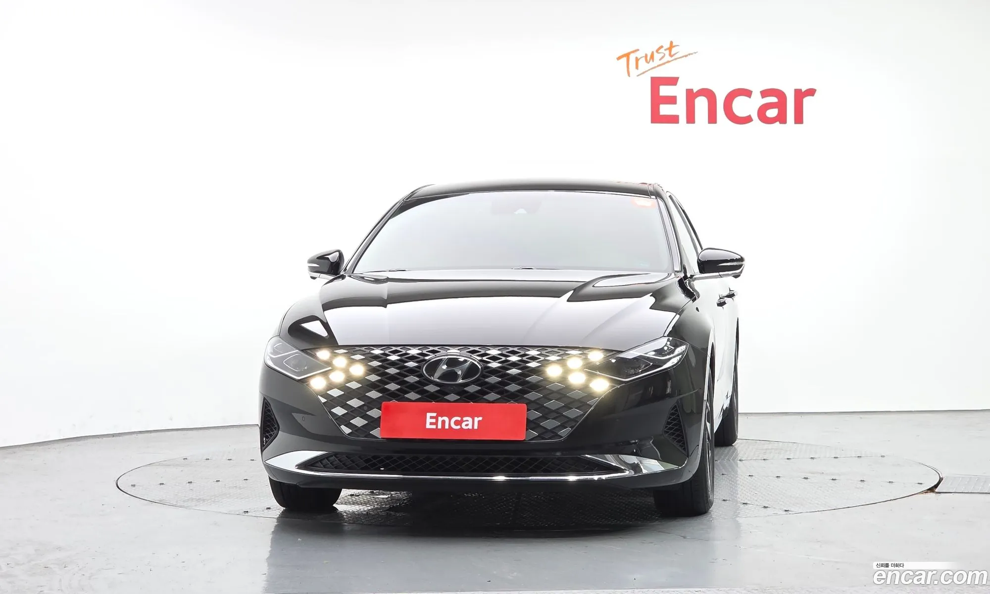 Hyundai Grandeur IG Hybrid 2020 — 15