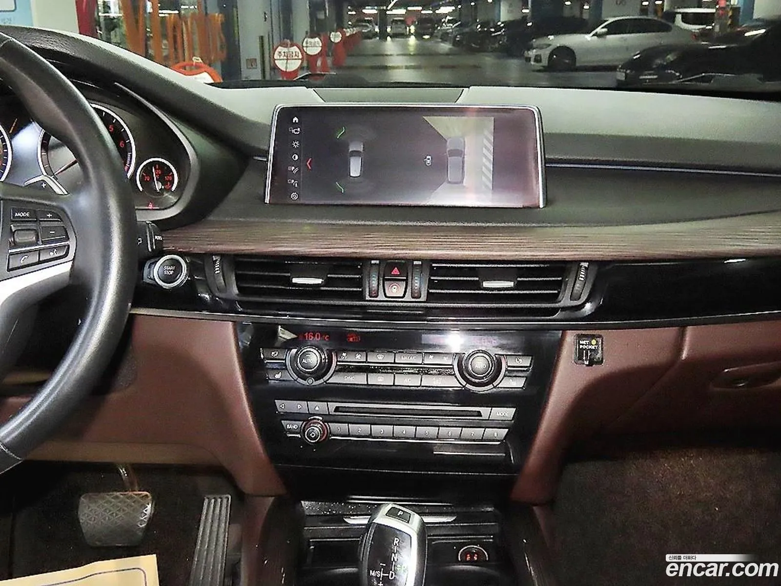 BMW X5 2018 — 14