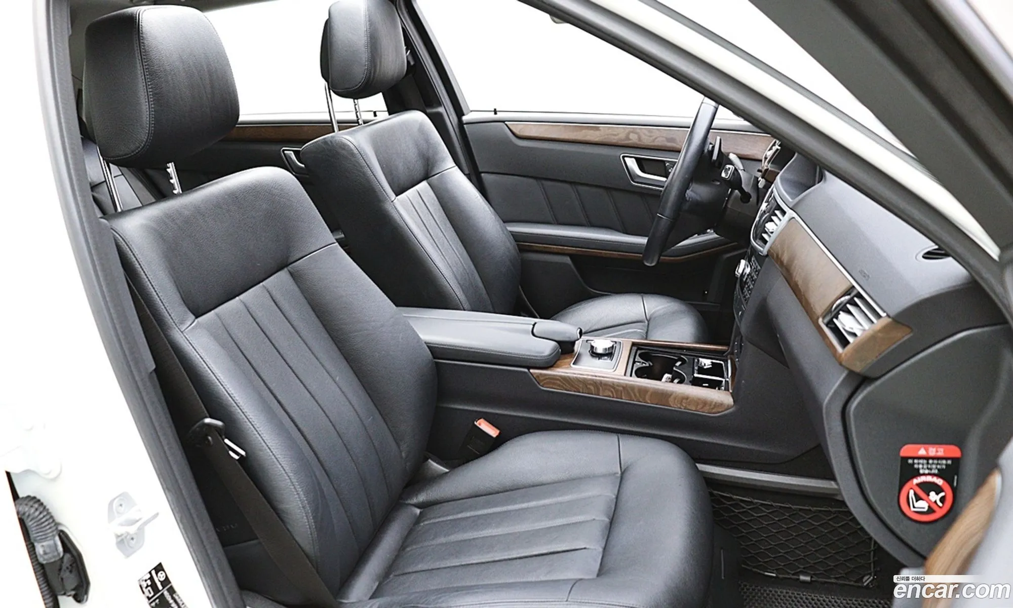 Mercedes-Benz E-Class W212 2013 — 20